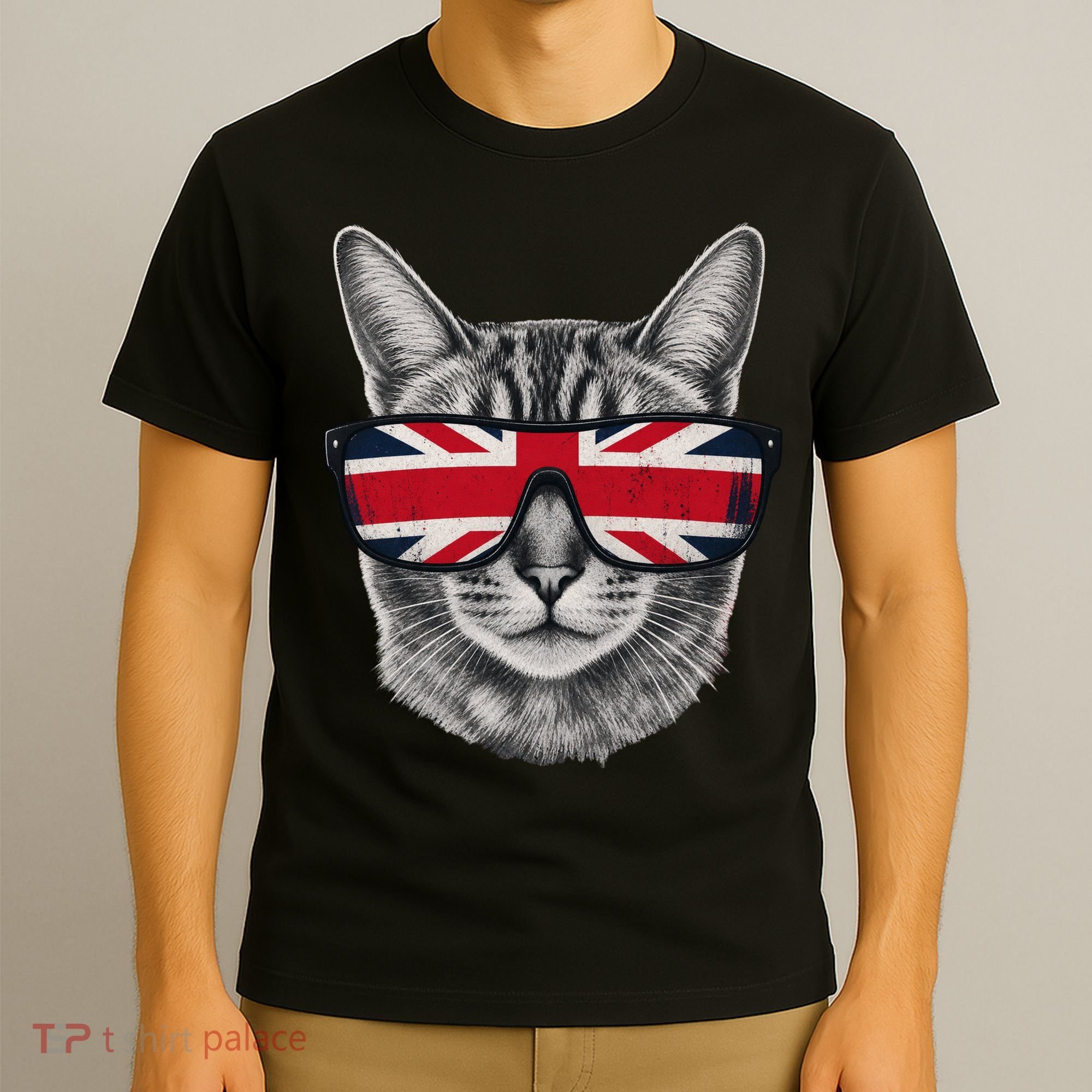 UK Cat Union Jack Flag United Kingdom Kitten England T-Shirt