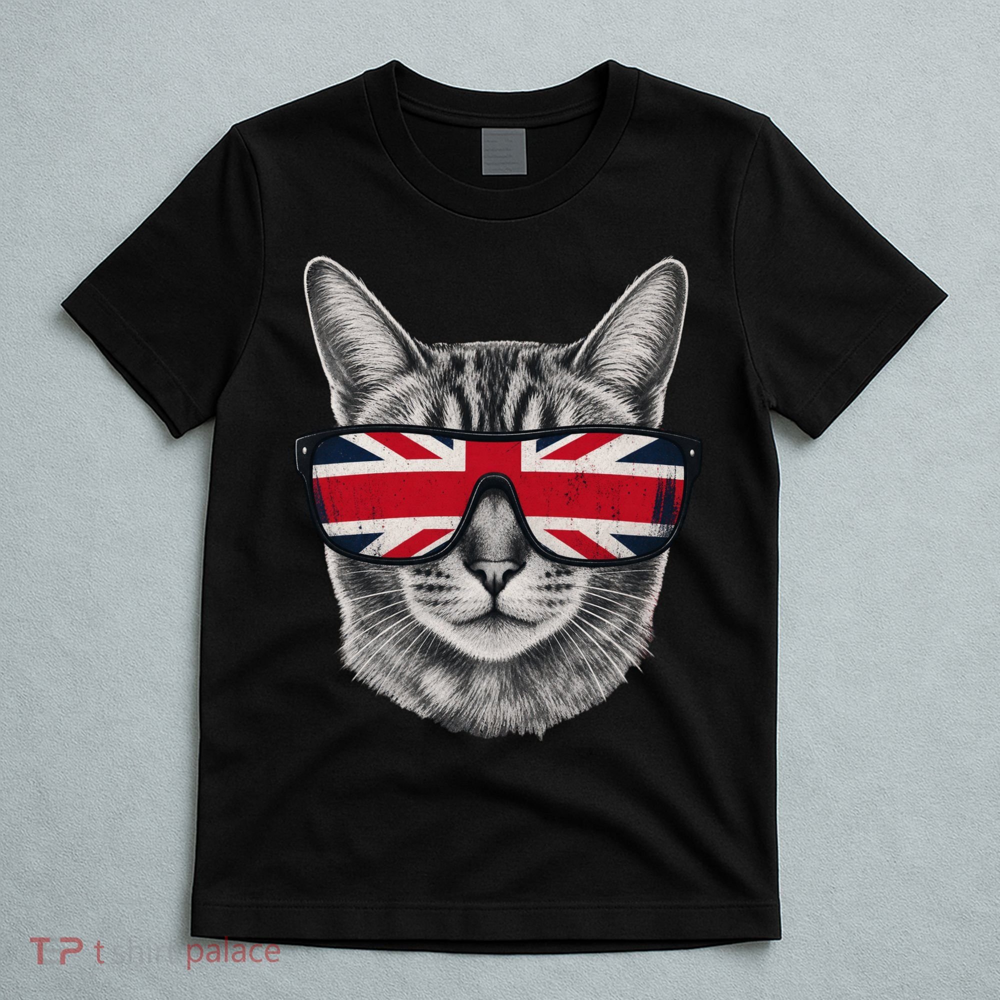 UK Cat Union Jack Flag United Kingdom Kitten England T-Shirt