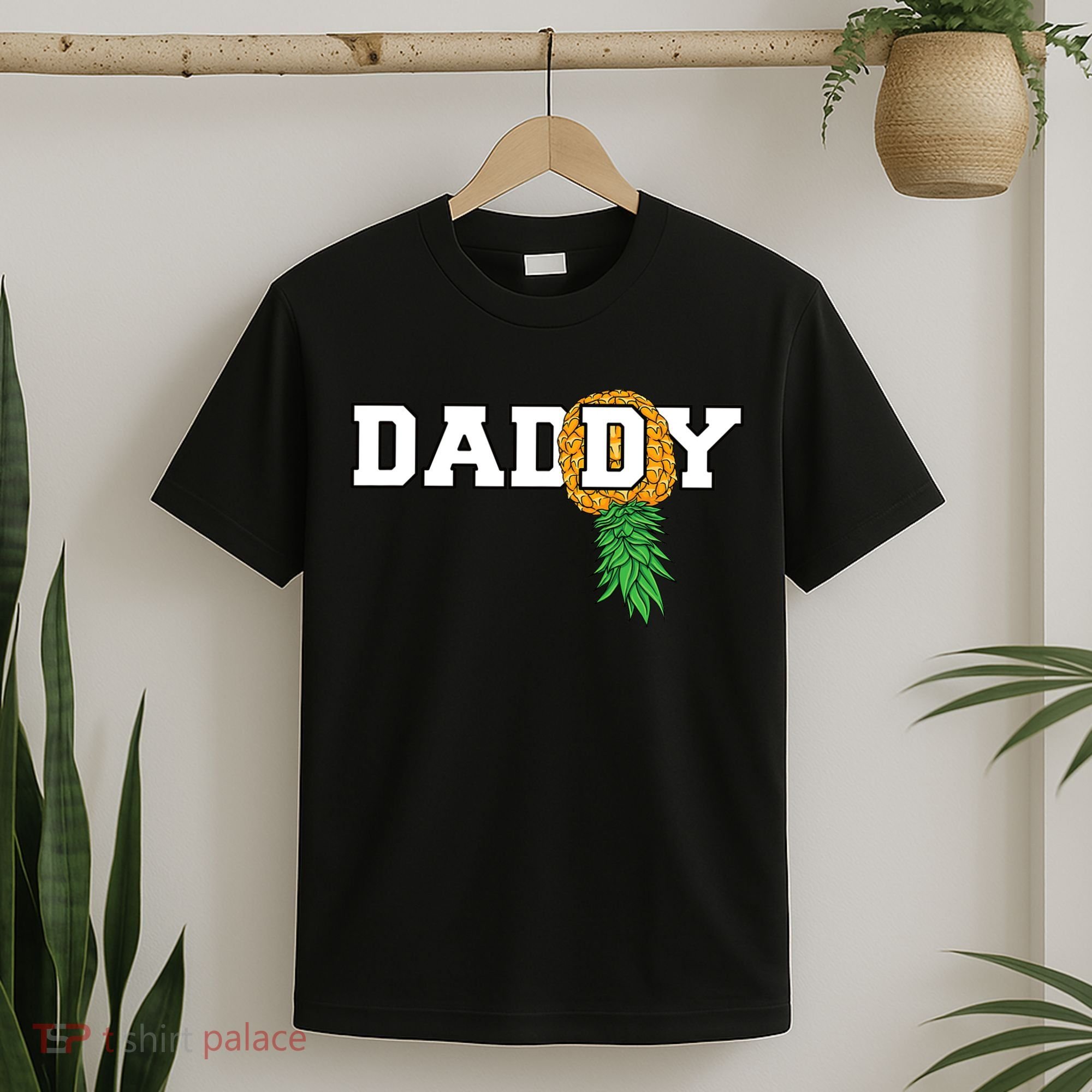 Upside Down Pineapple Swinger Daddy Men T-Shirt