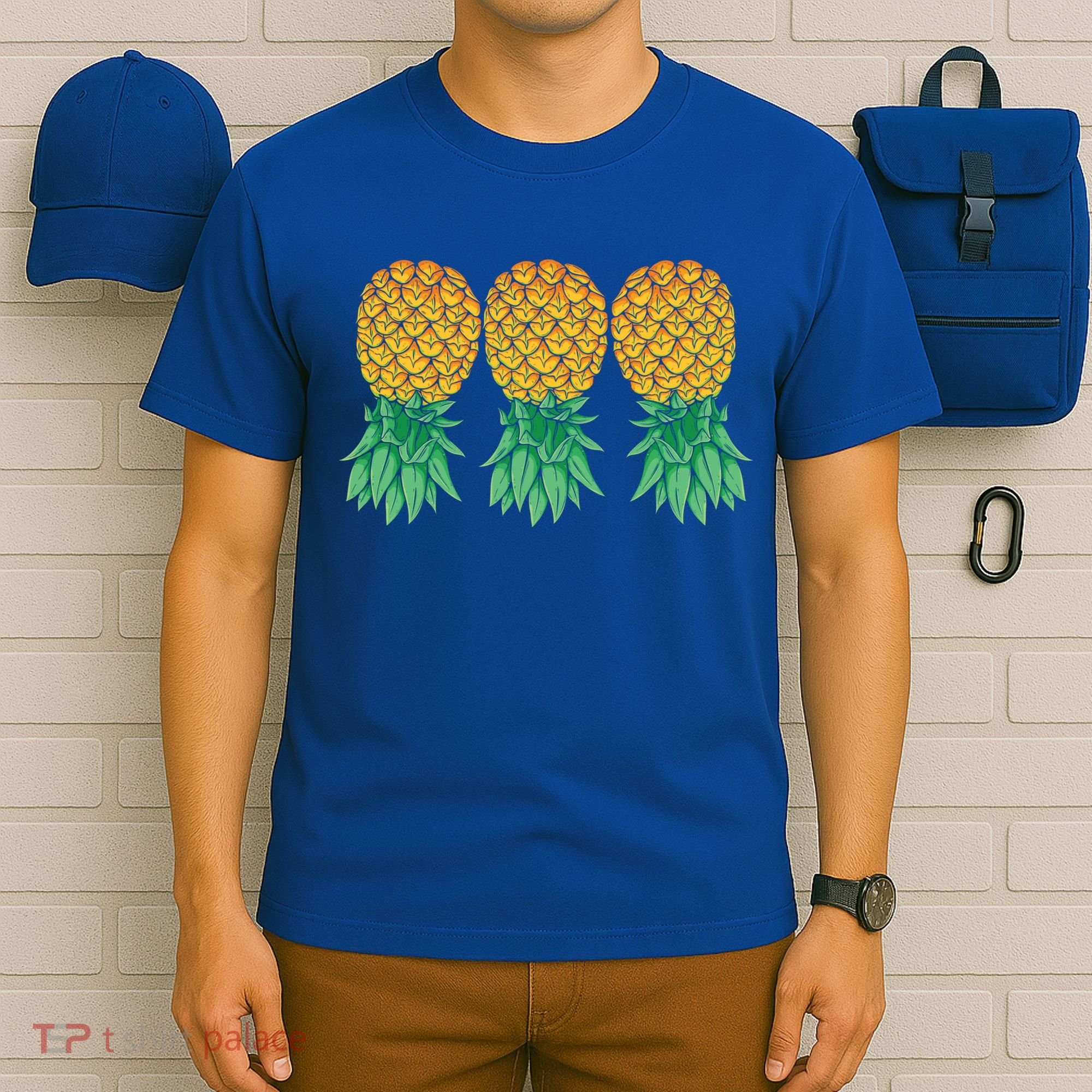 Upside Down Pineapples Gift Polyamory And Polyamorous Cute Gift T-Shirt