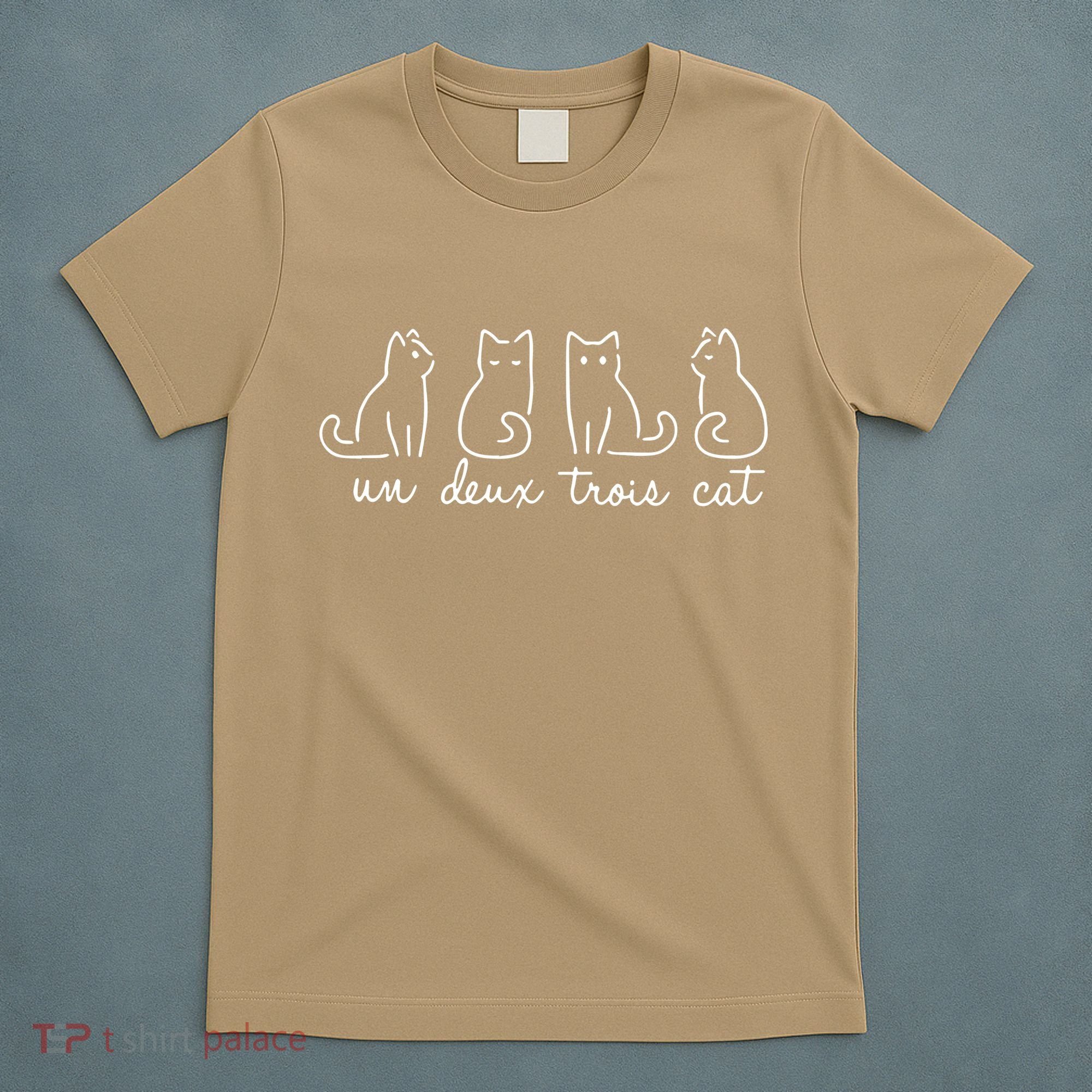 Un Deux Trois Cat Animals Cute Lovey Cat T-Shirt