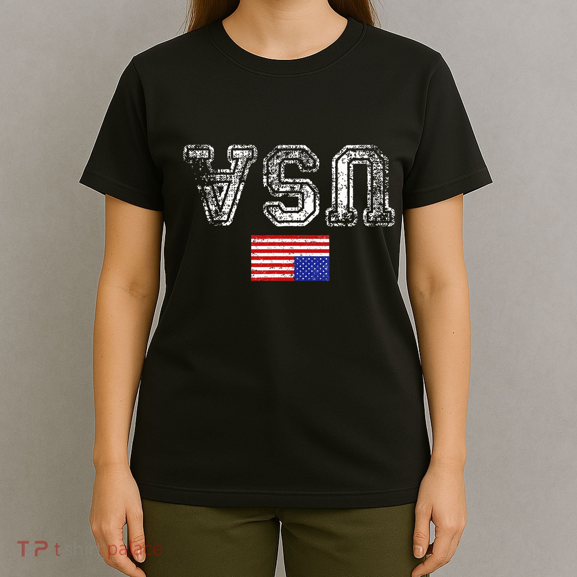 Upside Down Usa Flag In Distress Us Constitution Usa Pride T-Shirt