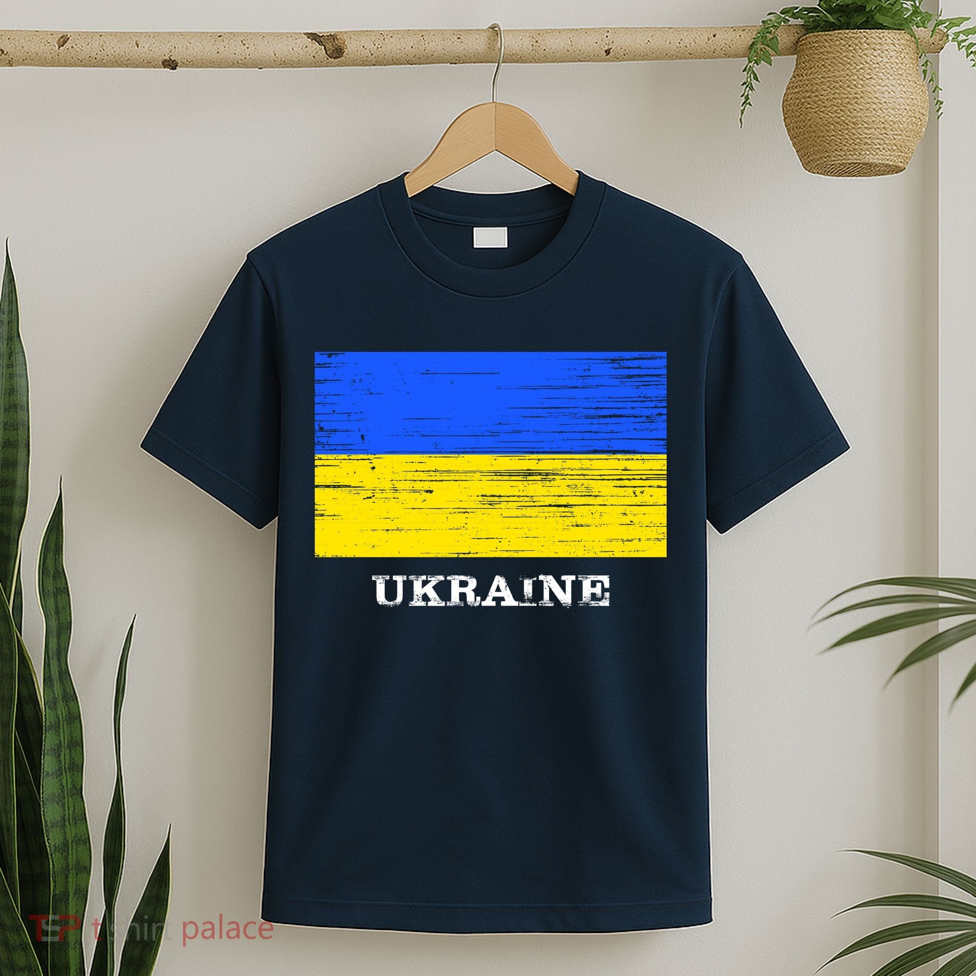 Ukraine Distressed Vintage World Flag Nationality Ukrainian Pride T-Shirt