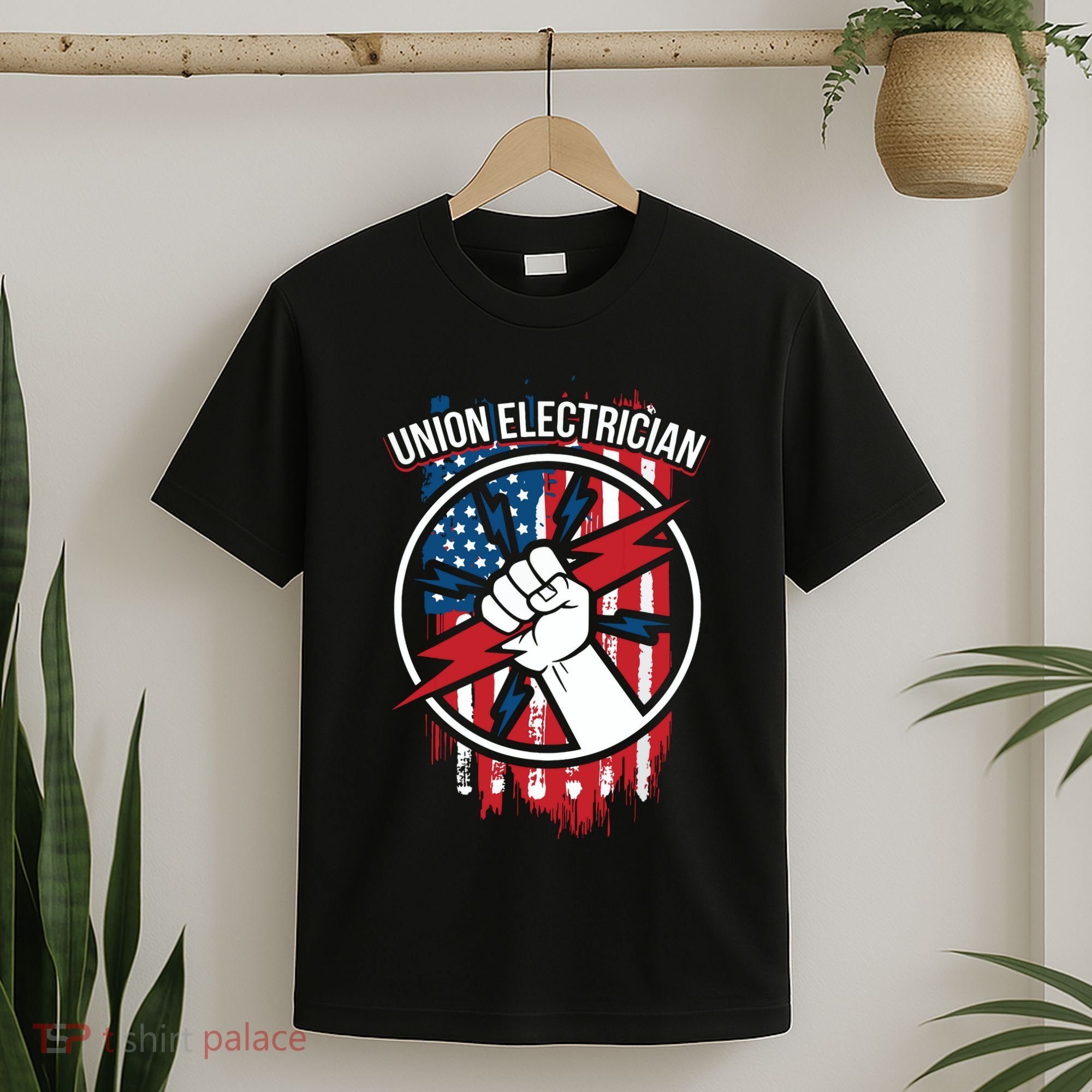 Union Electrician Gift For American Electricians T-Shirt
