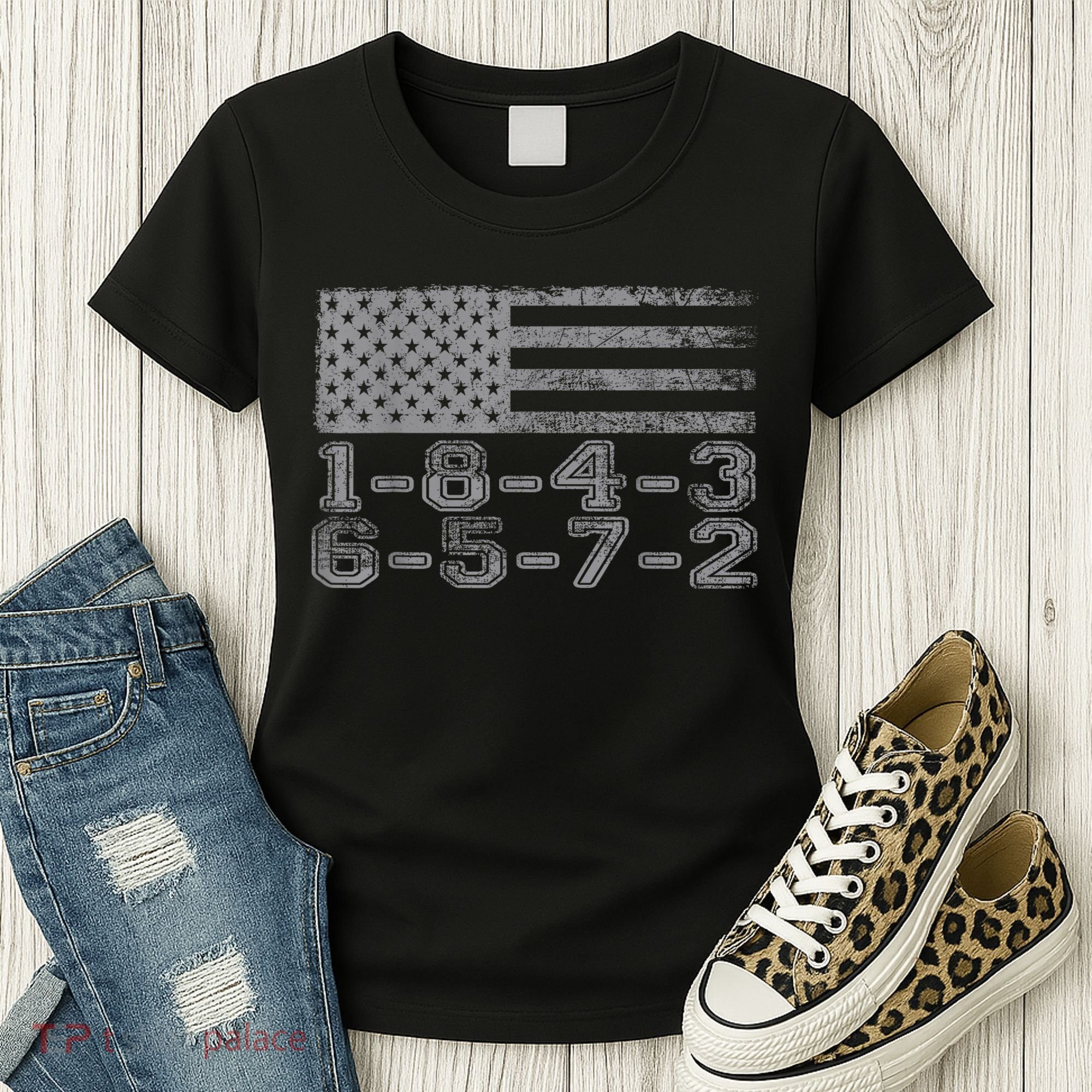 Usa Flag 18436572 Firing Order Small Block Engine Gift Women's T-Shirt