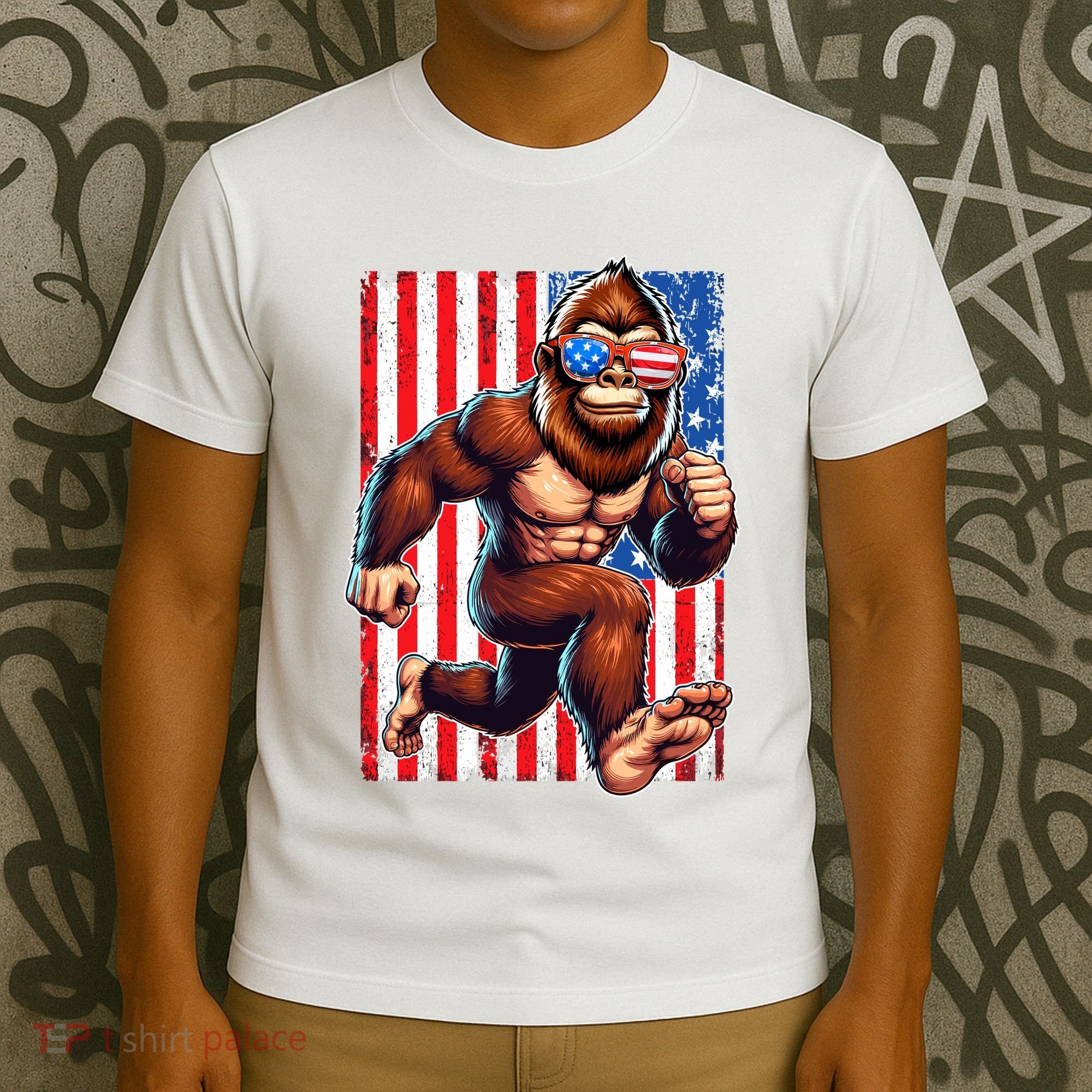 Usa Flag Bigfoot Running 4th Of July T-Shirt