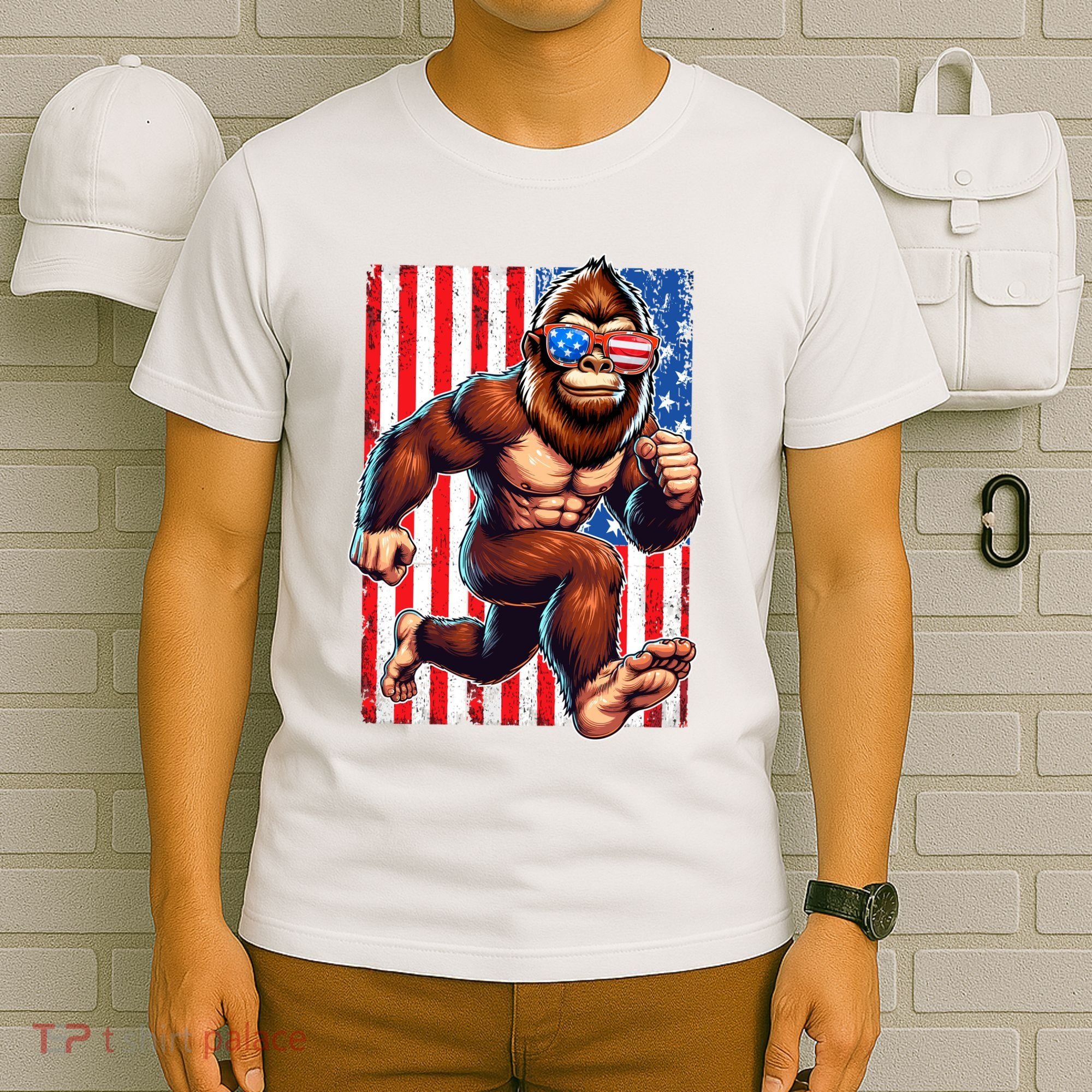Usa Flag Bigfoot Running 4th Of July T-Shirt