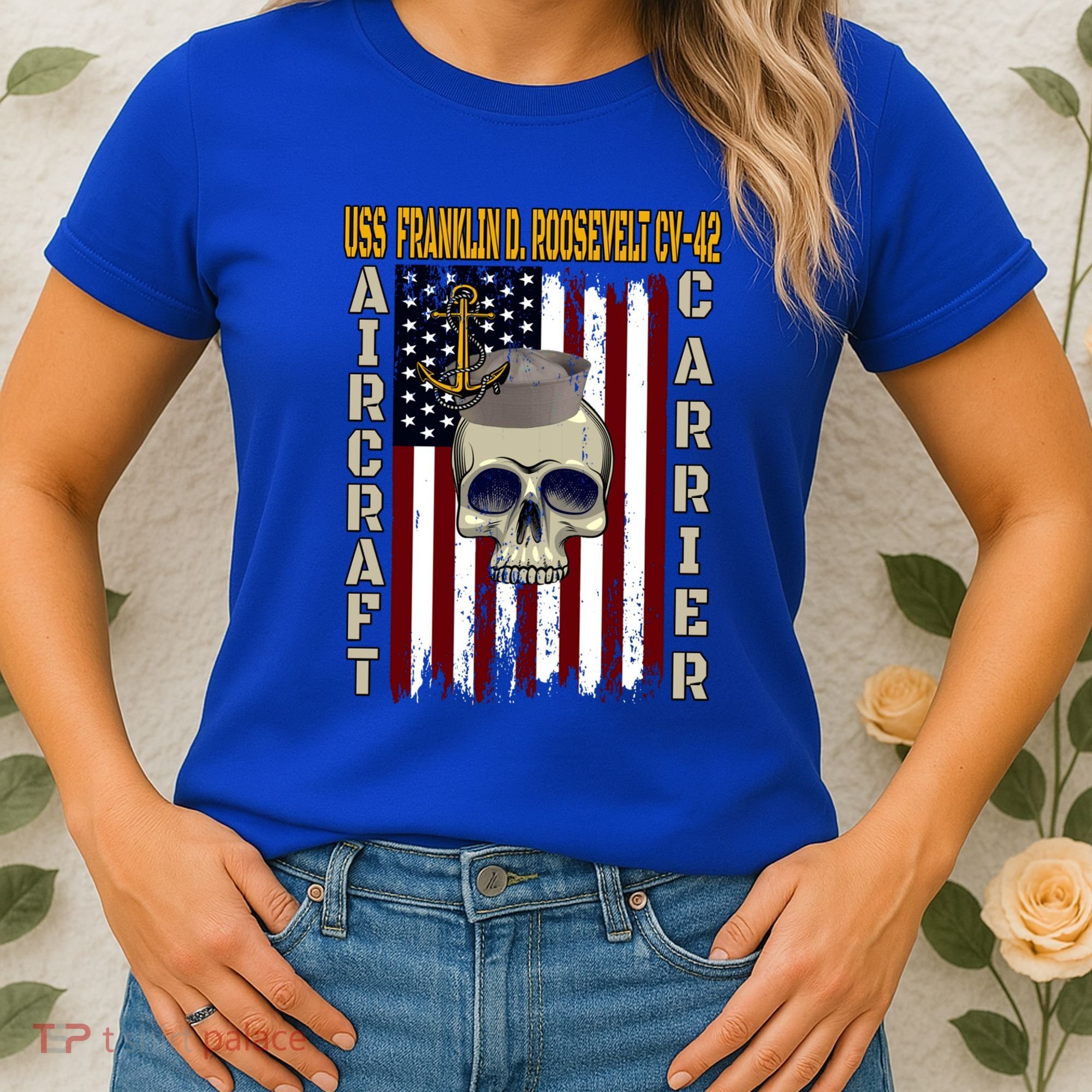 Uss Franklin D Roosevelt Cvgift42 Veterans Day Dad Son Gift Women's T-Shirt