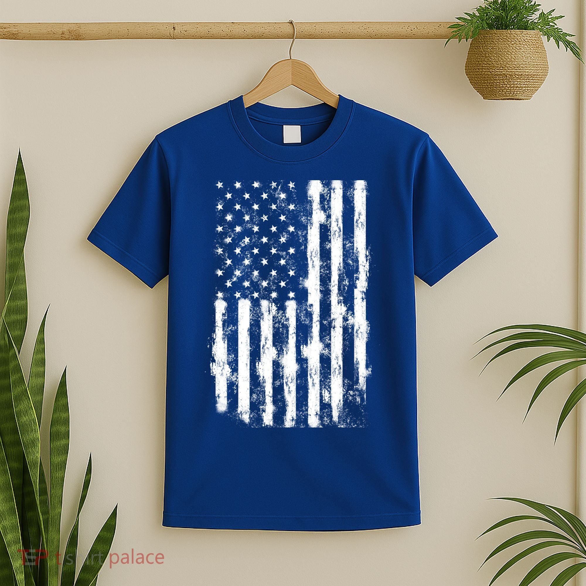 Usa Flag Patriotic 4th Of July Tattered American Flag Gift T-Shirt