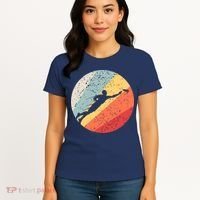 Ultimate Frisbee Retro Distressed Women's T-Shirt thumb 4
