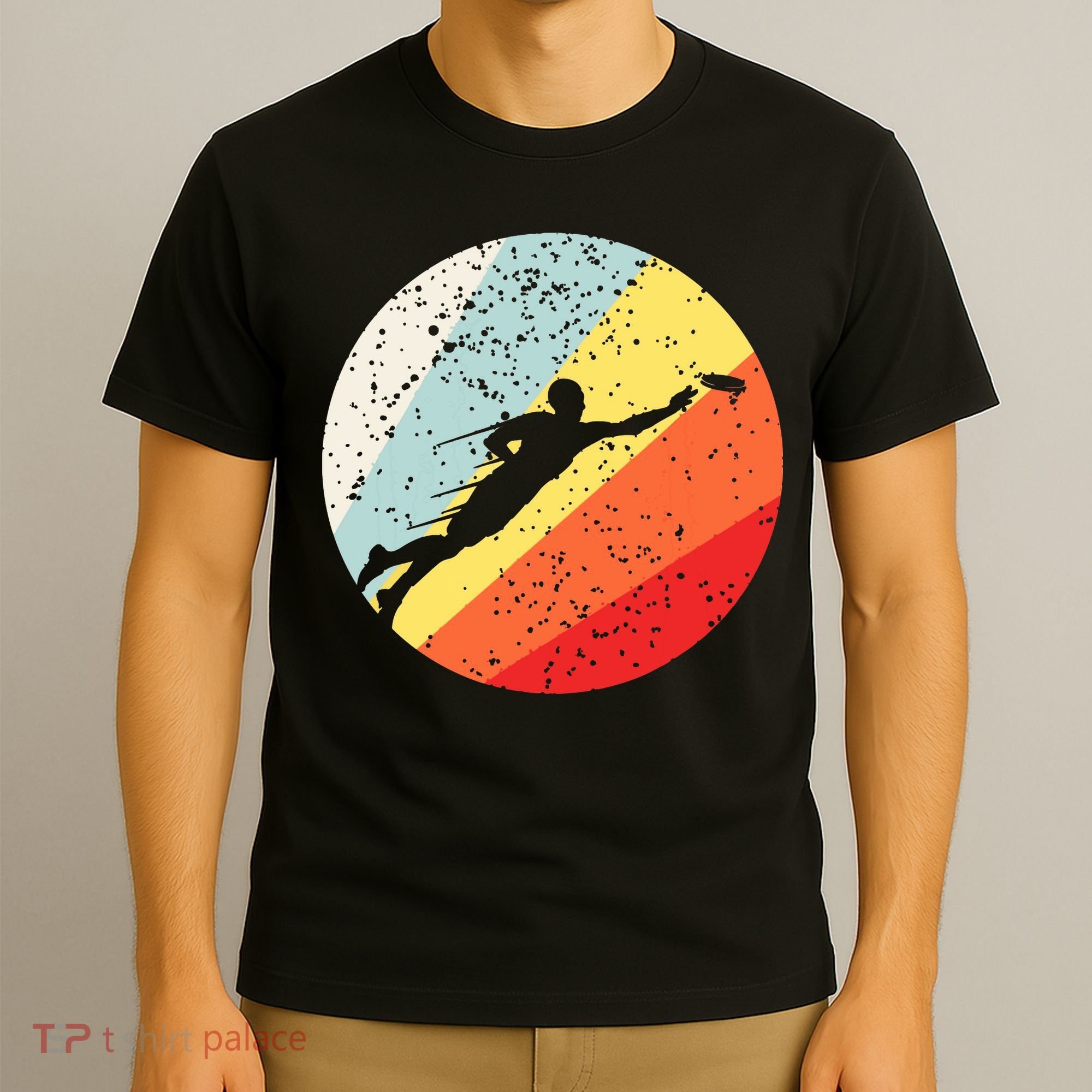 Ultimate Frisbee Retro Distressed T-Shirt