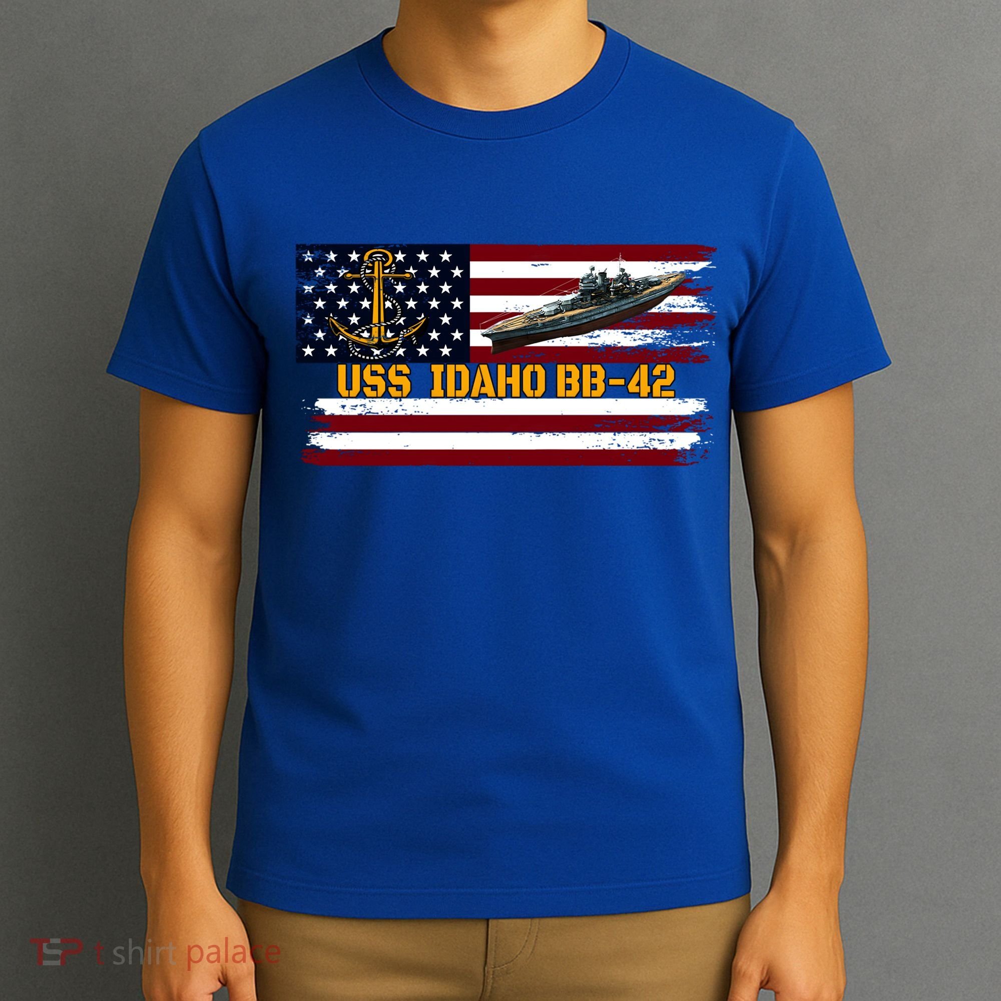 Uss Idaho Bbgift42 Ww2 Battleship Warship Veterans Day Father's Cool Gift T-Shirt