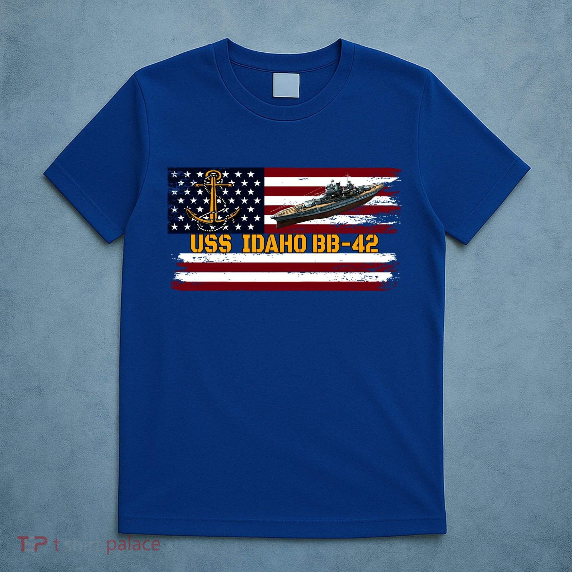 Uss Idaho Bbgift42 Ww2 Battleship Warship Veterans Day Father's Cool Gift T-Shirt