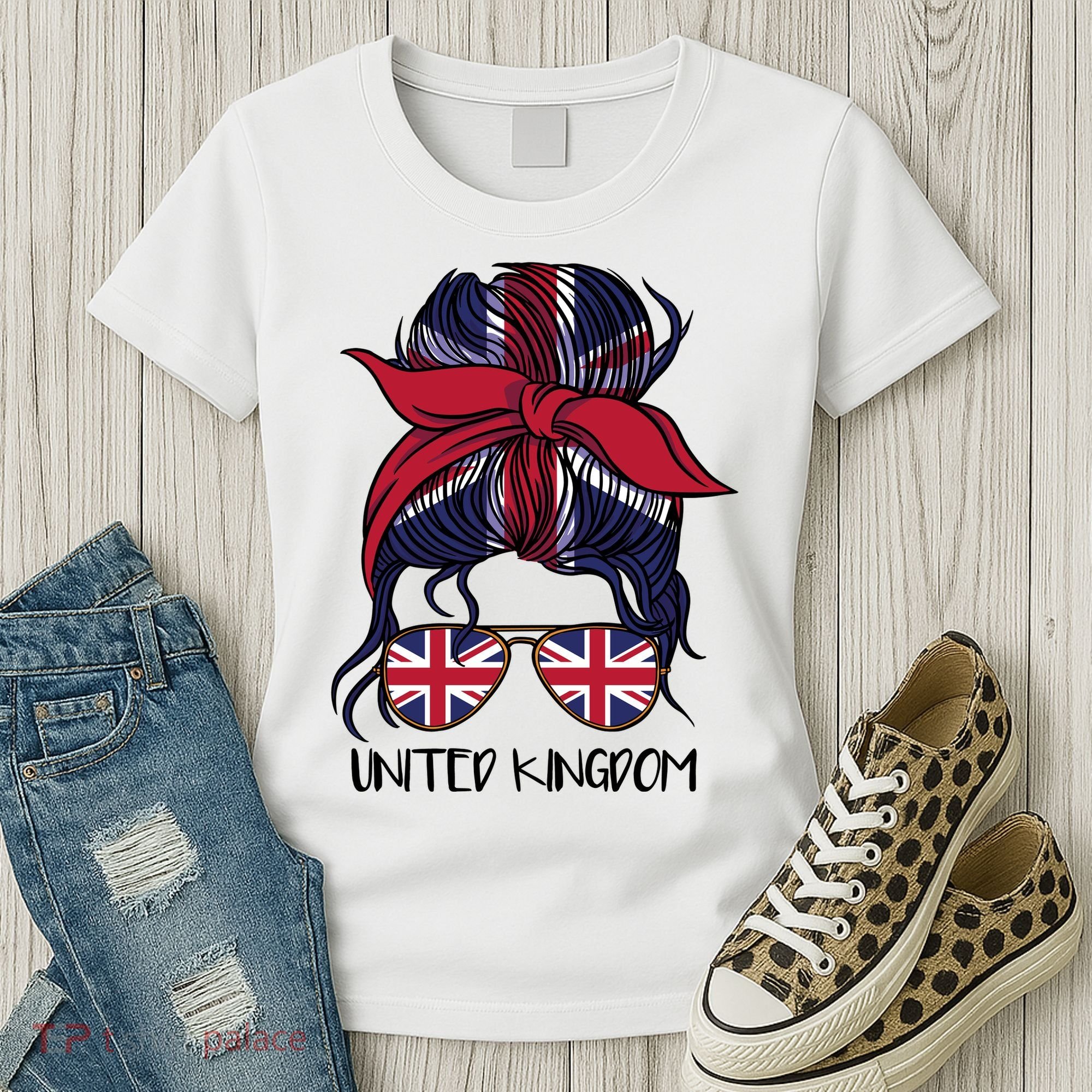 United Kingdom Flag Messy Girl Bun Women's T-Shirt