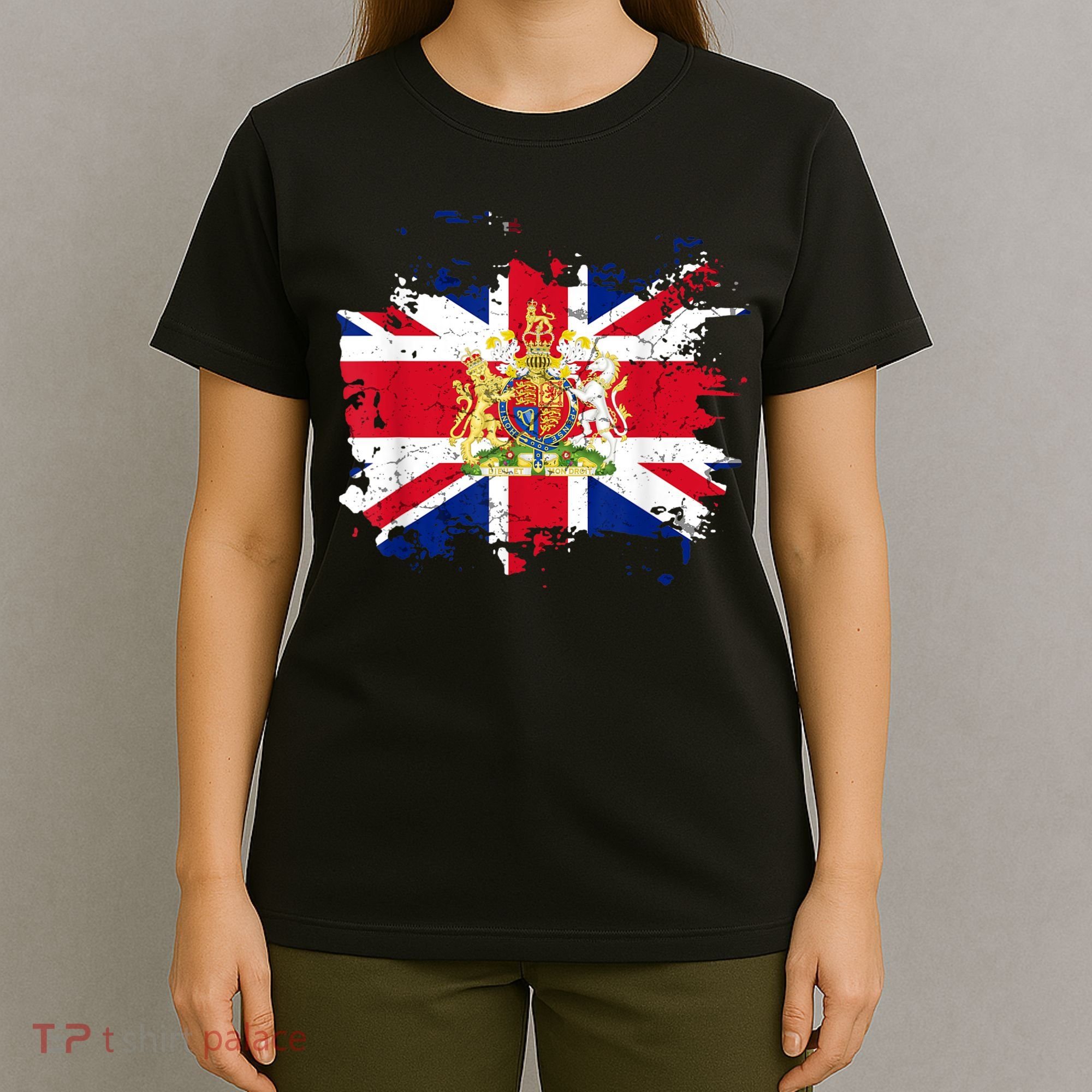 United Kingdom UK Great Britain British Flag Coat Of Arms T-Shirt