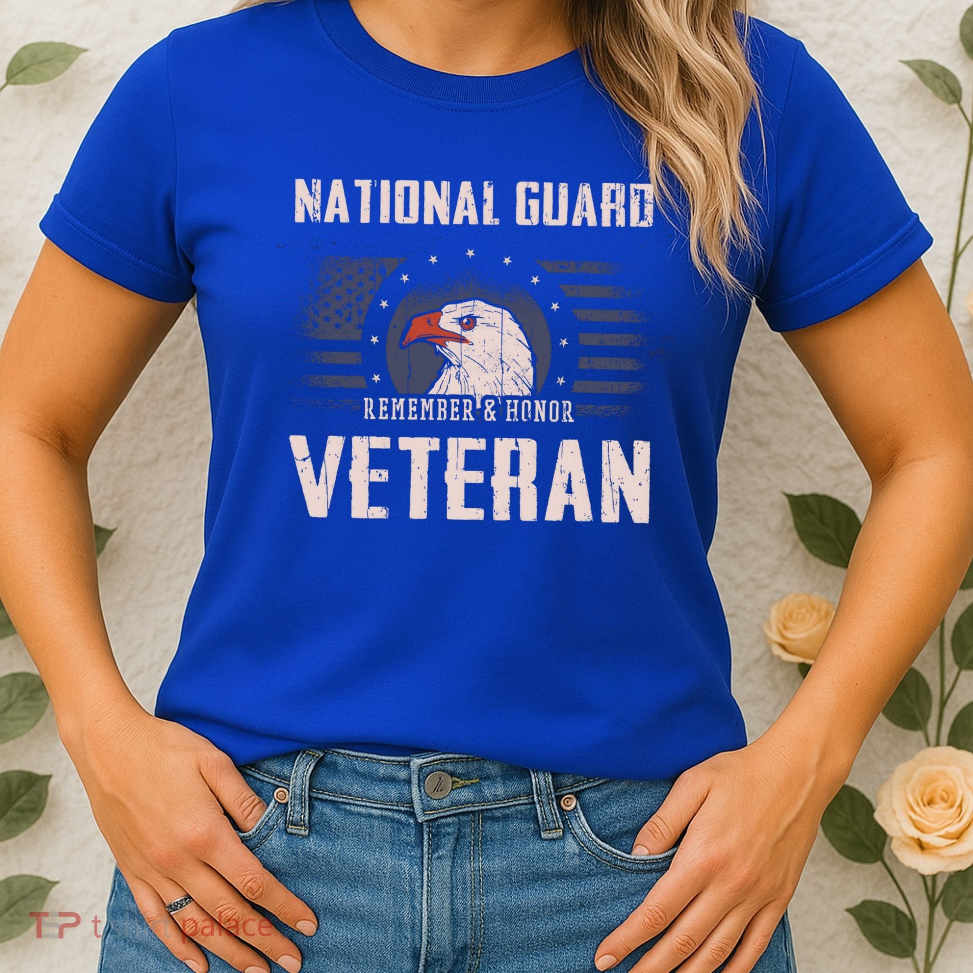 Us National Guard Veteran Eagle Usa Flag Veterans Day Funny Gift Women's T-Shirt