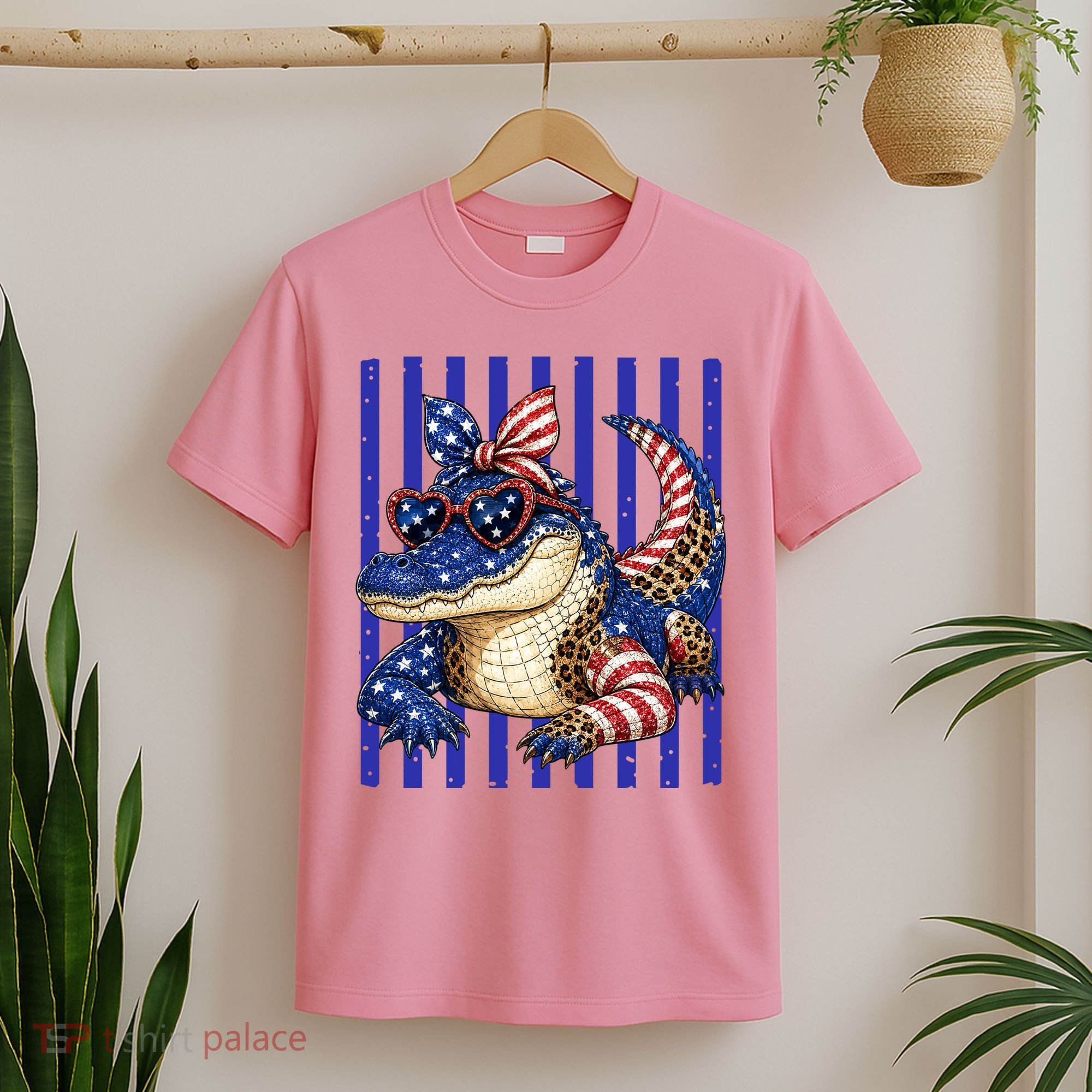 USA Patriotic 4th July Leopard Print Alligator Crocodile  T-Shirt