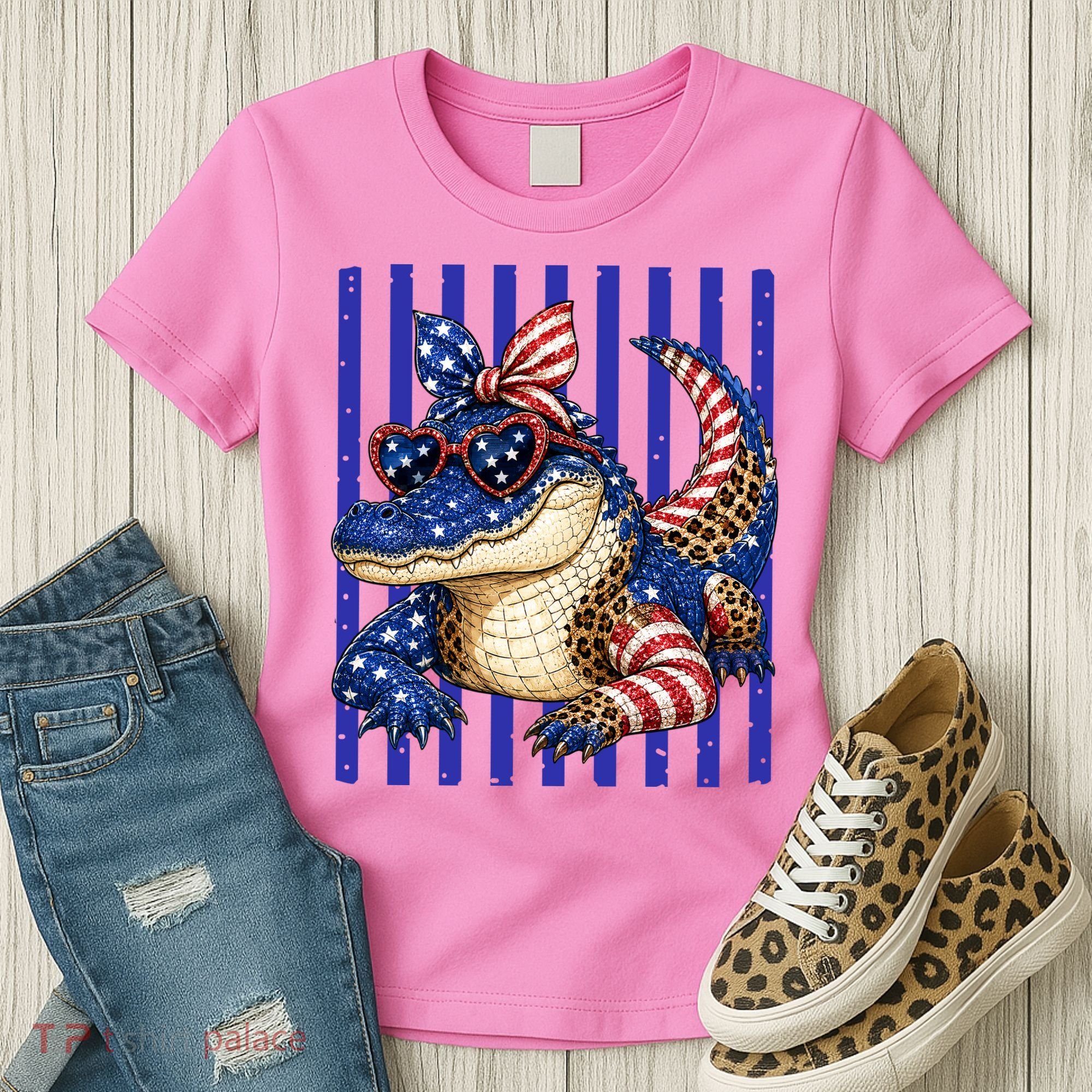 USA Patriotic 4th July Leopard Print Alligator Crocodile  Women's T-Shirt