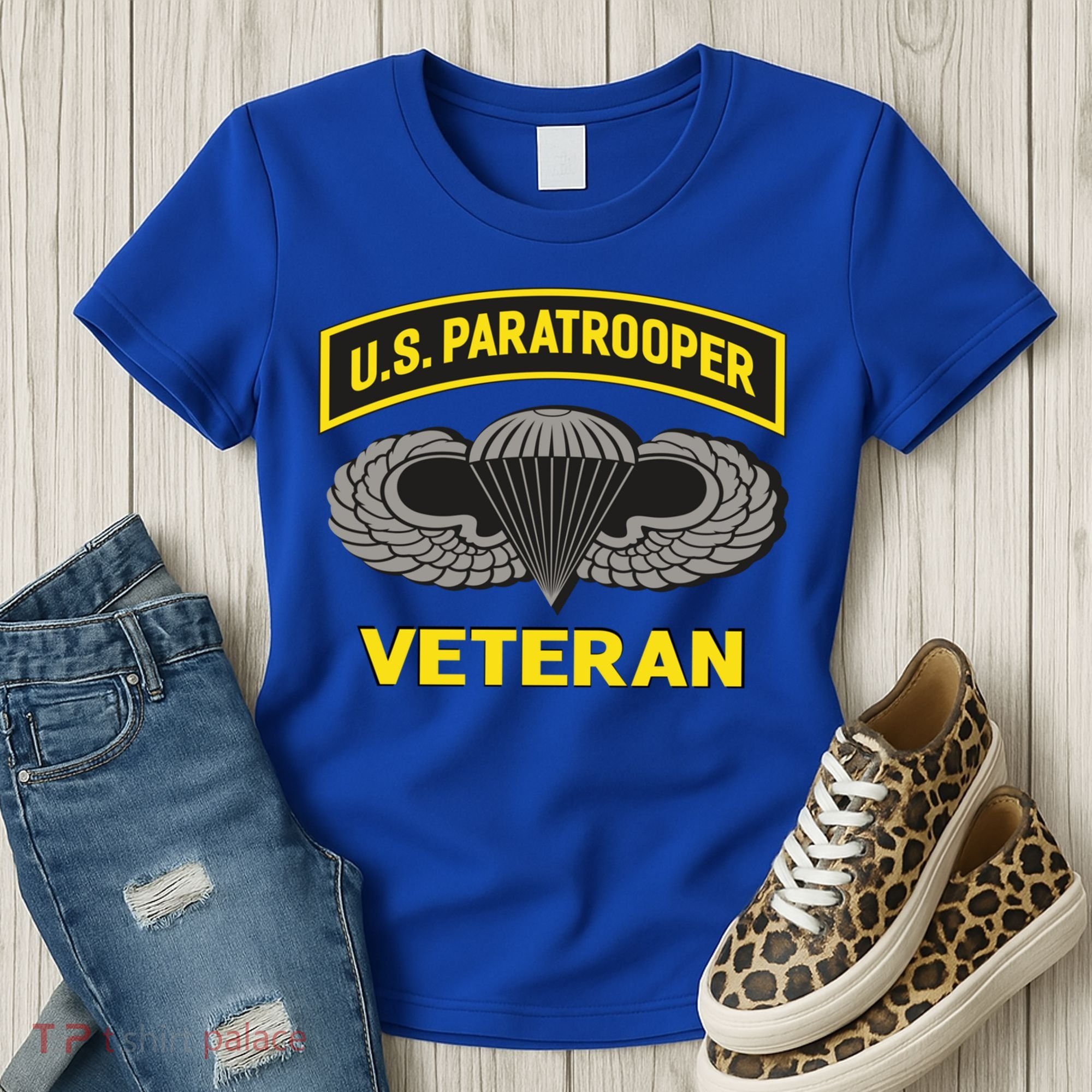 Us Paratrooper Airborne Division Army Veteran Gift Women's T-Shirt