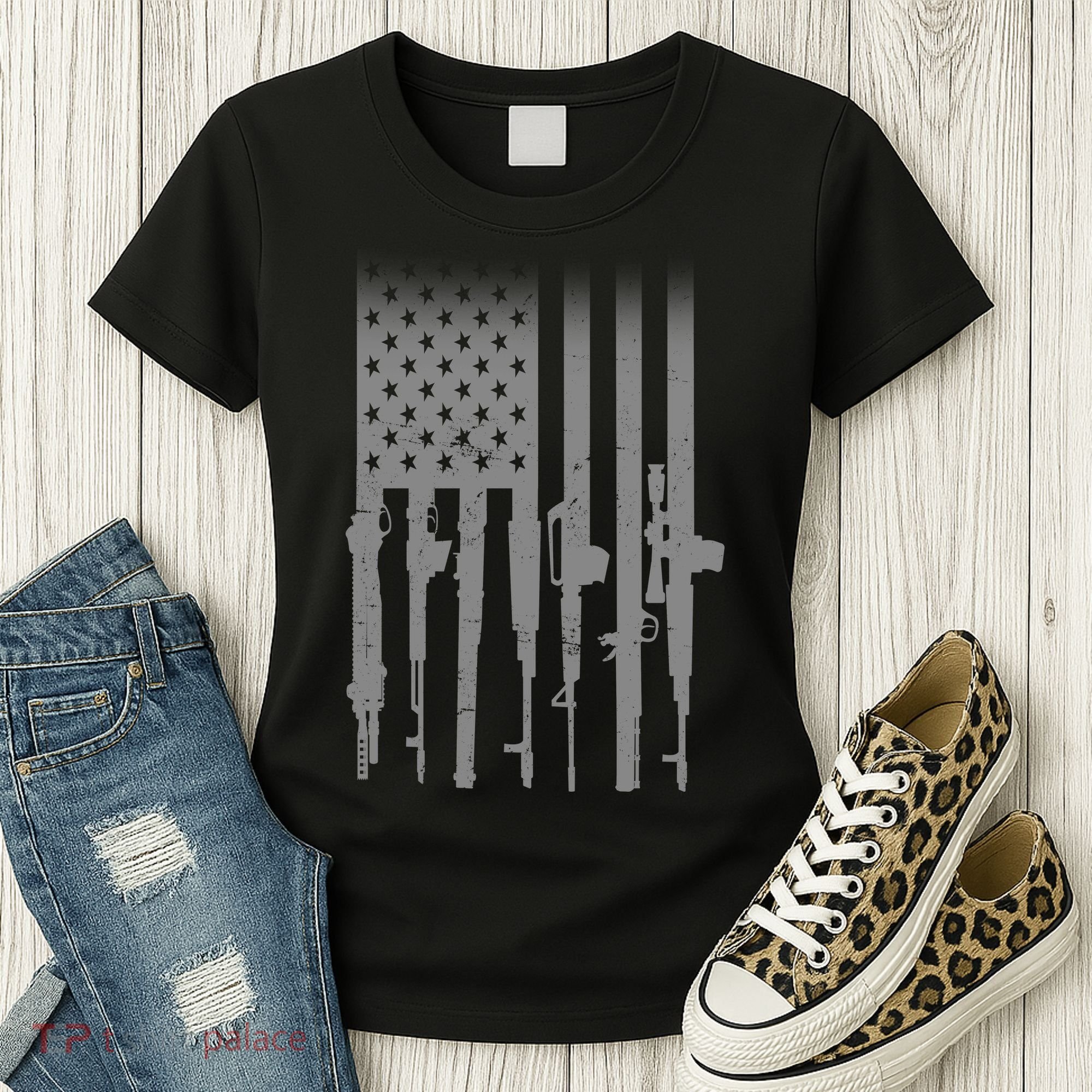 US Gun Flag Women's T-Shirt