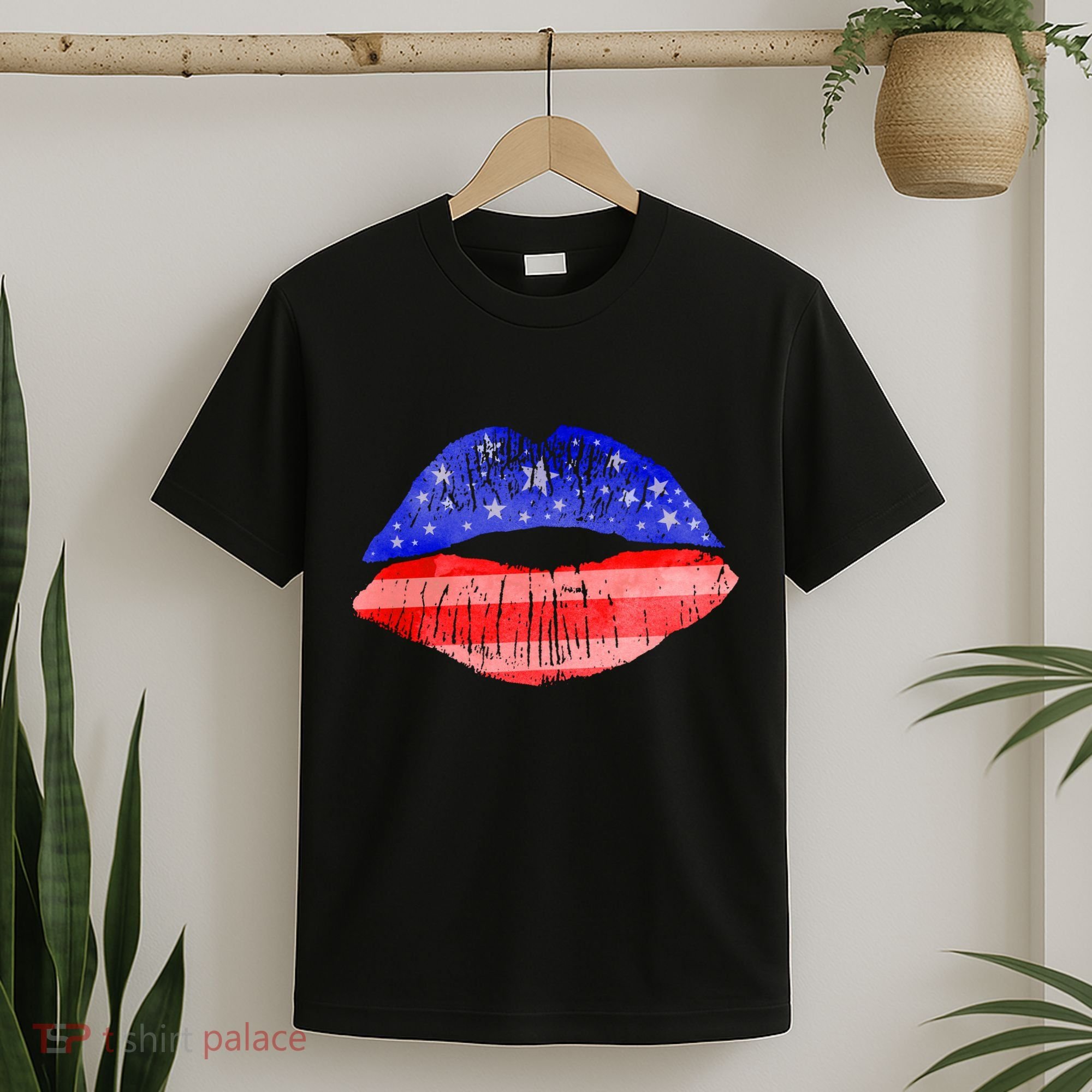 USA American Flag Lipstick Print T-Shirt