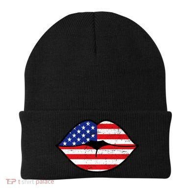 USA Lips Beanie