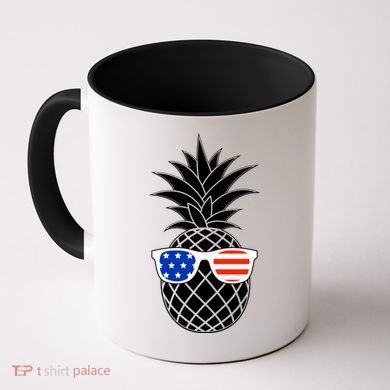 USA Pineapple With Sunglasses Coffee Mug