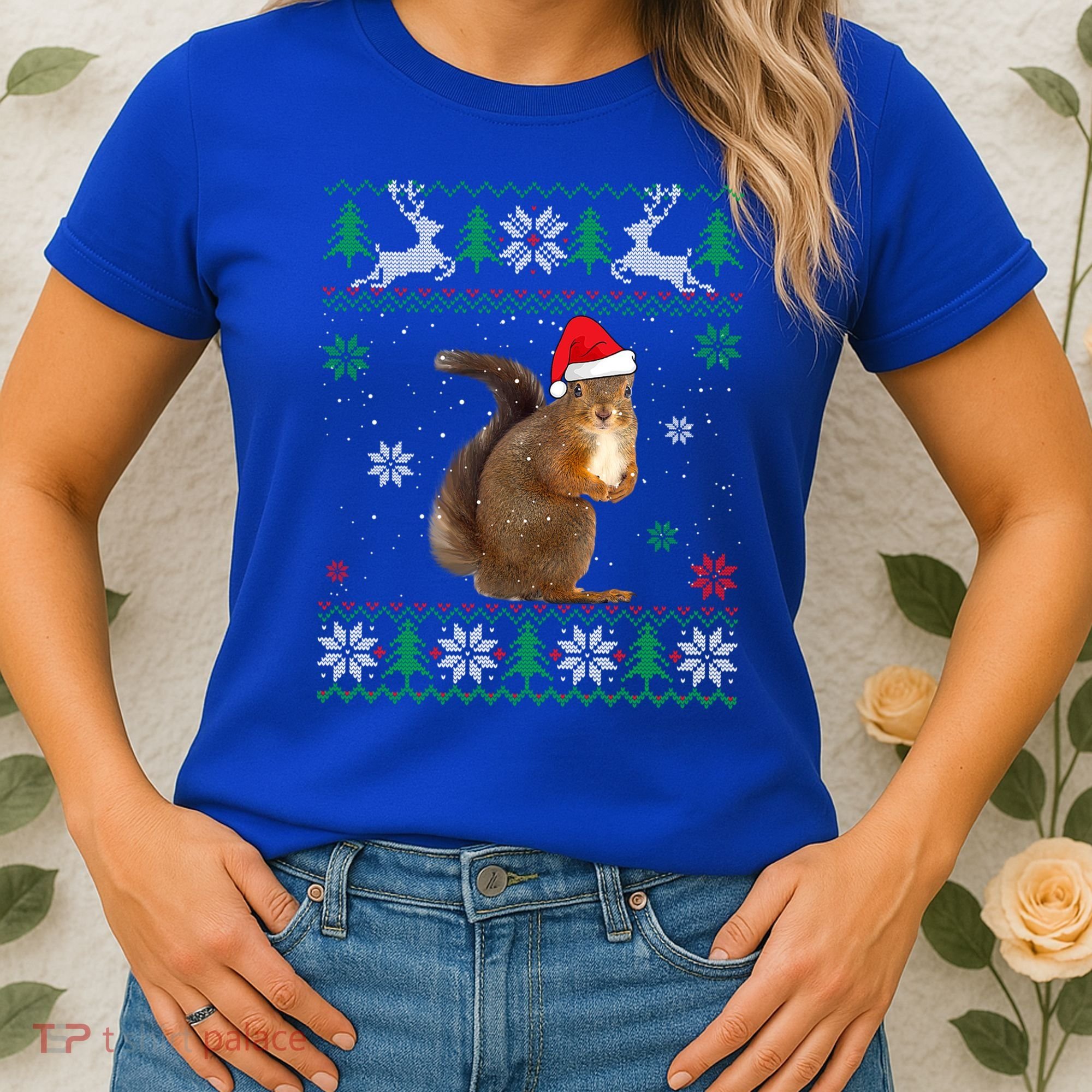 Ugly Sweater Christmas Squirrel Lover Santa Hat Animals Cute Gift Women's T-Shirt