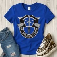 Us Special Forces Cool Gift De Oppresso Liber Gift Women's T-Shirt thumb 3