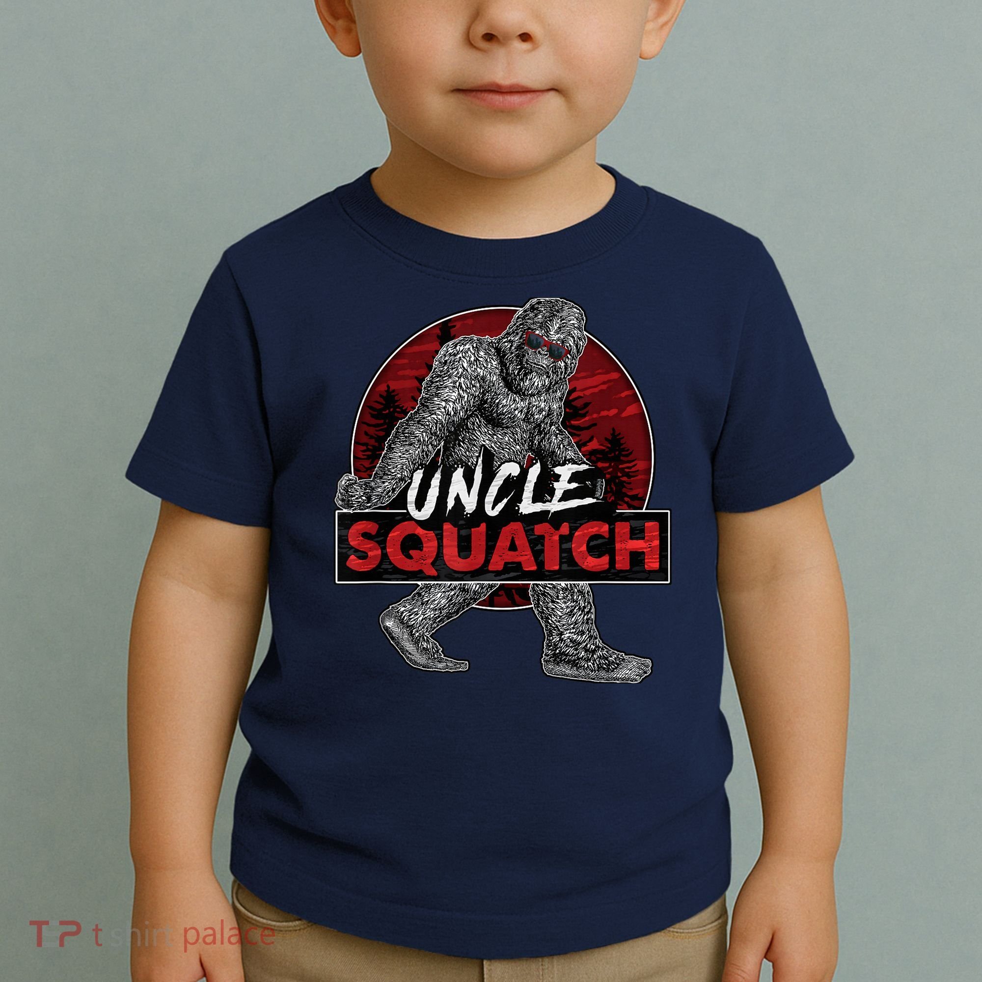  Uncle Squatch - Funny, Cool Bigfoot Sasquatch Uncle Toddler T-Shirt