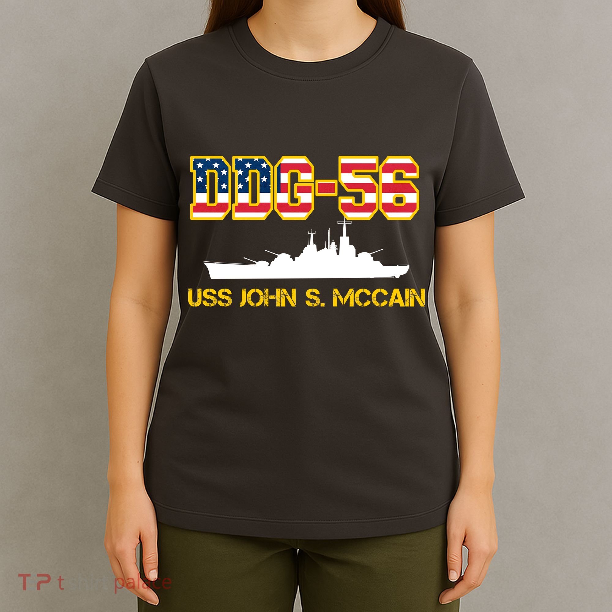 USS John McCain DDG-56 USA Flag T-Shirt