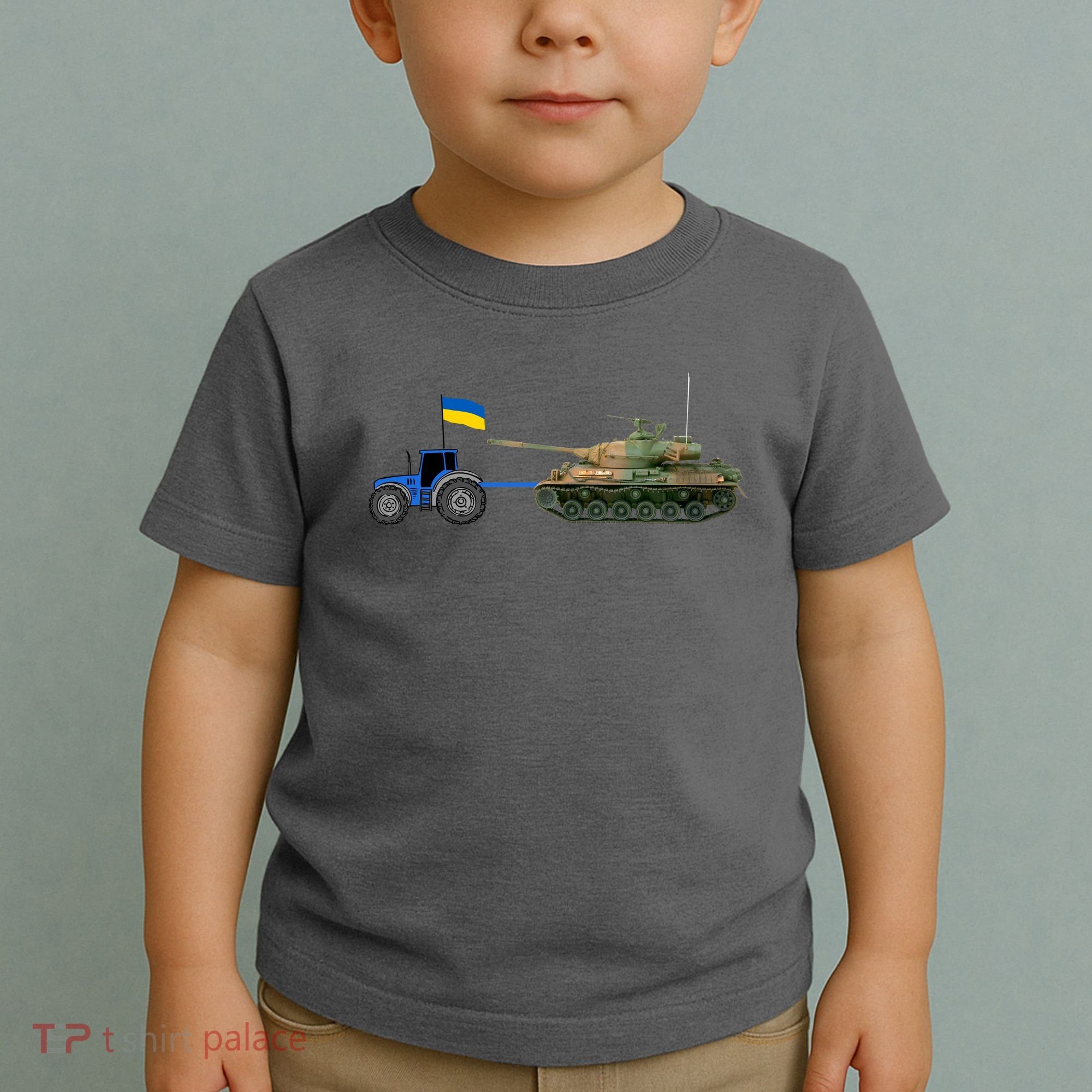 Ukrainian Tractor Pulling Tank With Ukraine Flag Toddler T-Shirt