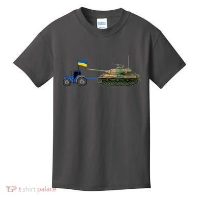 Ukrainian Tractor Pulling Tank With Ukraine Flag Kids T-Shirt
