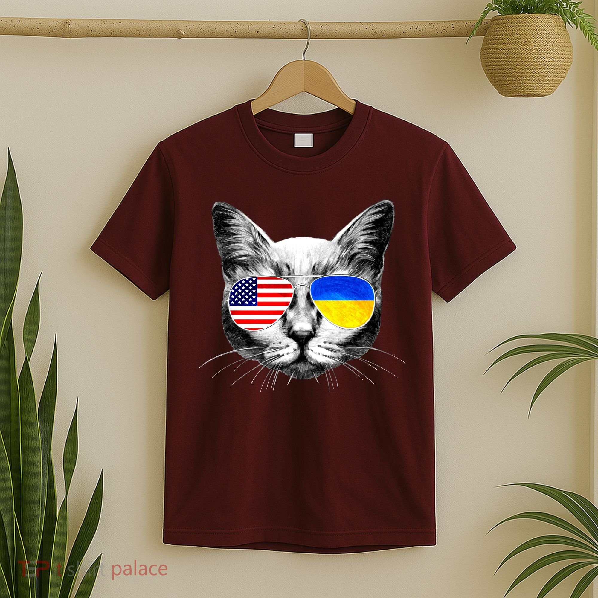 USA Ukraine Flags Sunglasses Cat T-Shirt