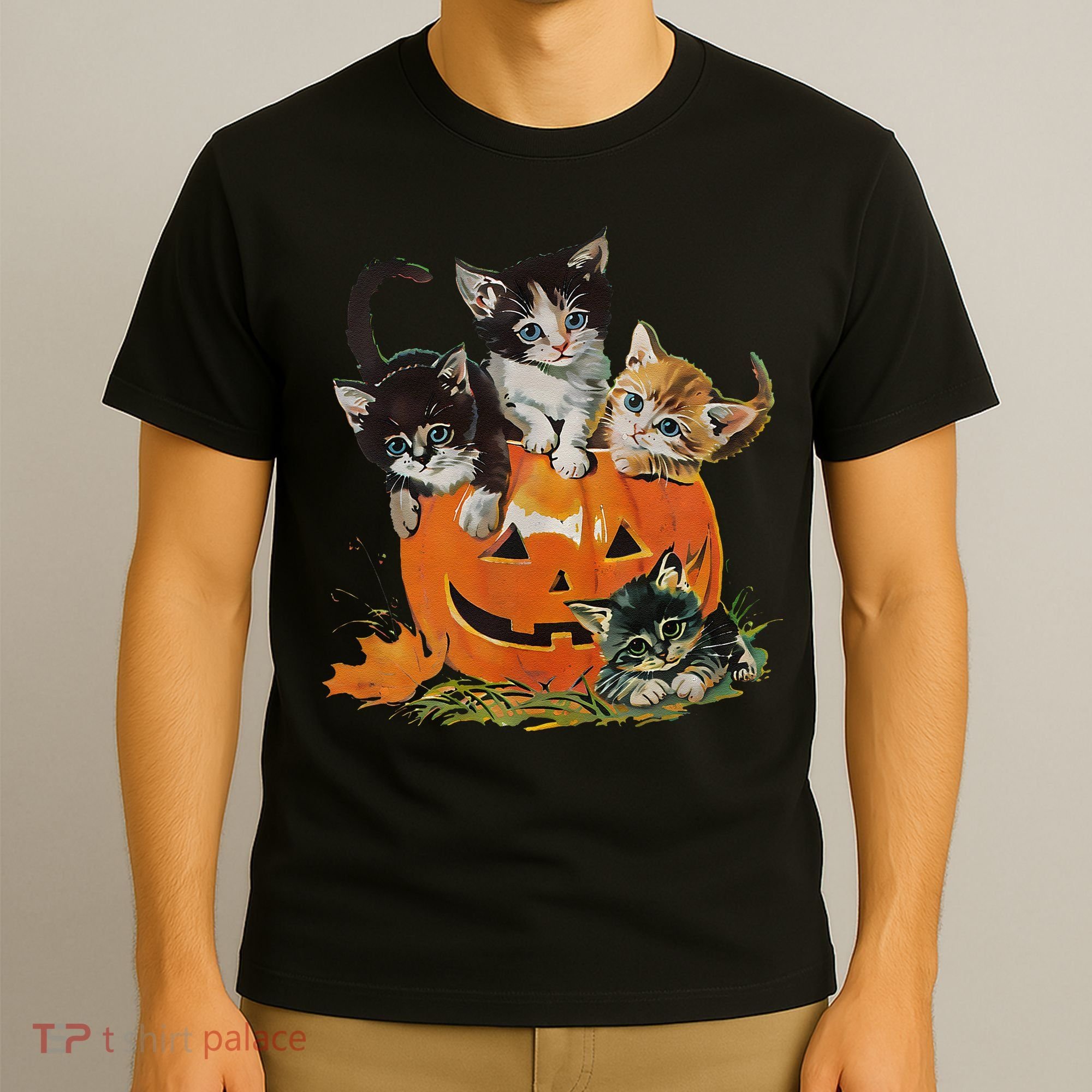 Vintage 90s Cat Pumpkin Halloween Retro Floral Spooky Season Gift T-Shirt