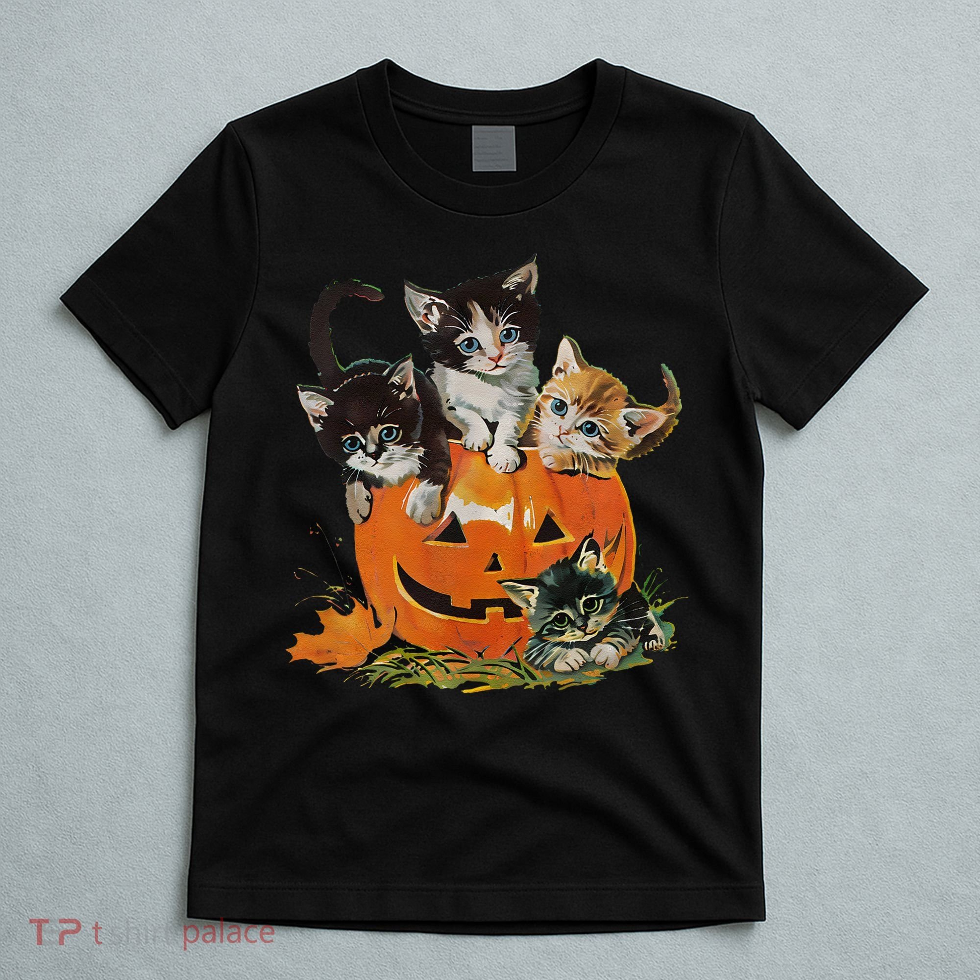 Vintage 90s Cat Pumpkin Halloween Retro Floral Spooky Season Gift T-Shirt