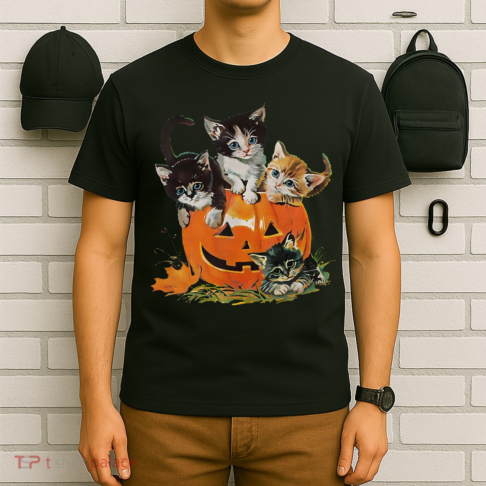 Vintage 90s Cat Pumpkin Halloween Retro Floral Spooky Season Gift T-Shirt