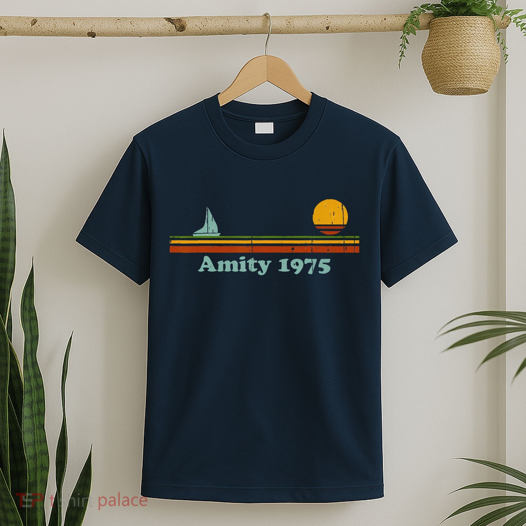Vintage Amity 1975 Sunset Retro Sailboat Sunrise Summer T-Shirt