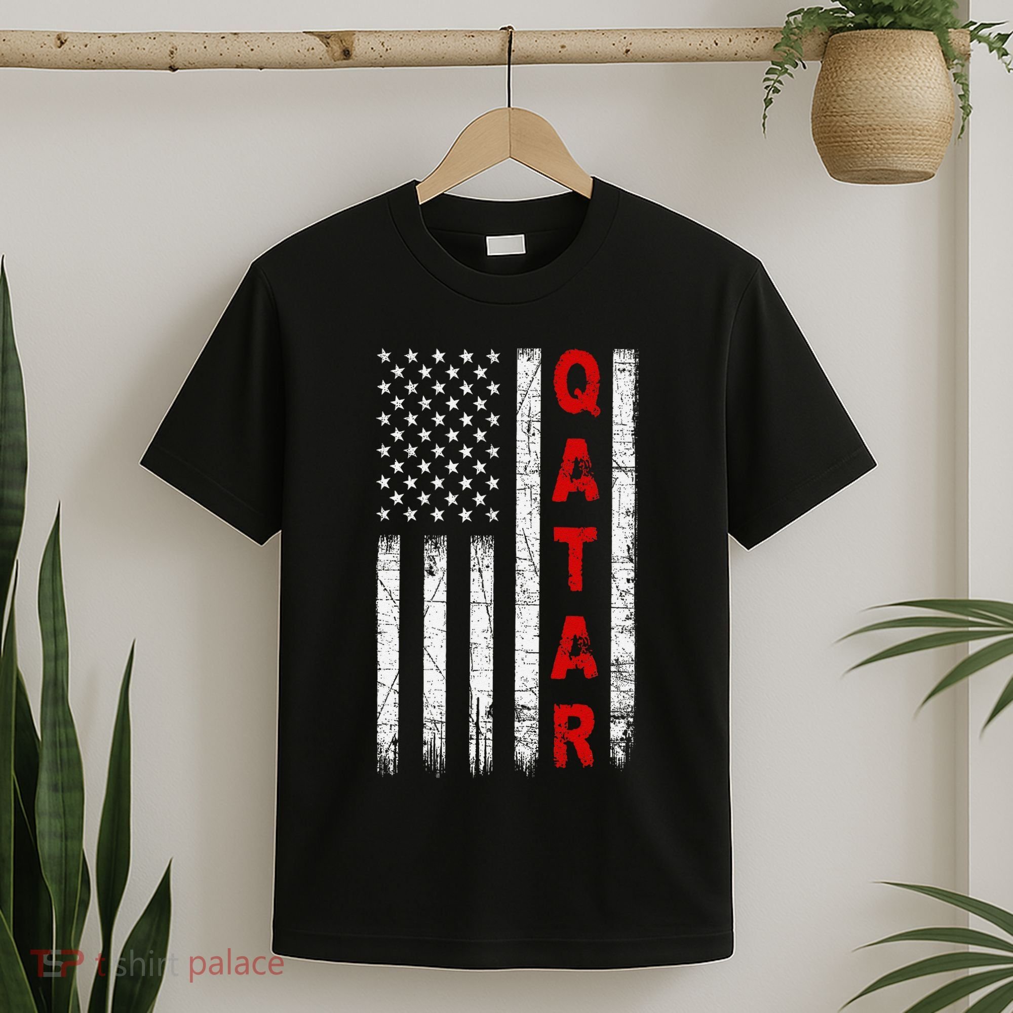 Vintage American Flag Qatari Patriotic Qatar T-Shirt