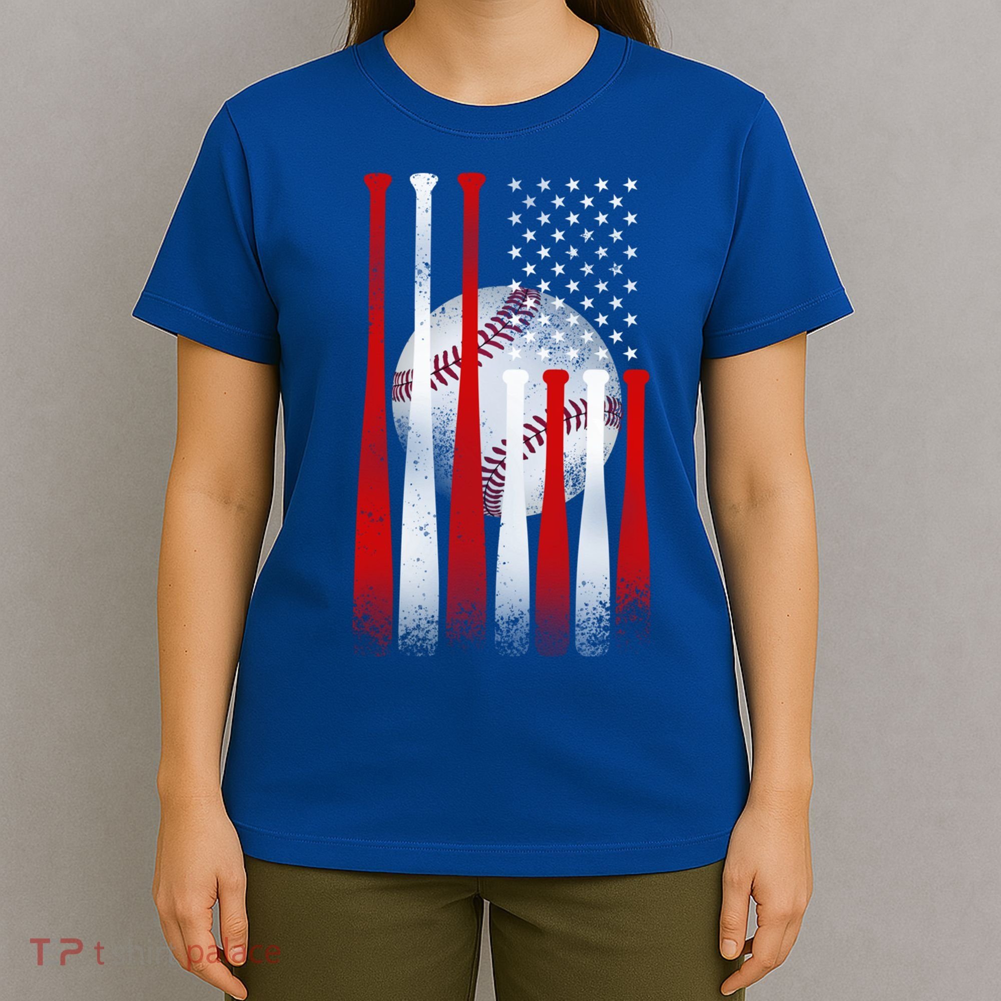 Vintage American Flag Baseball Cool Gift Baseball Fans Gift T-Shirt