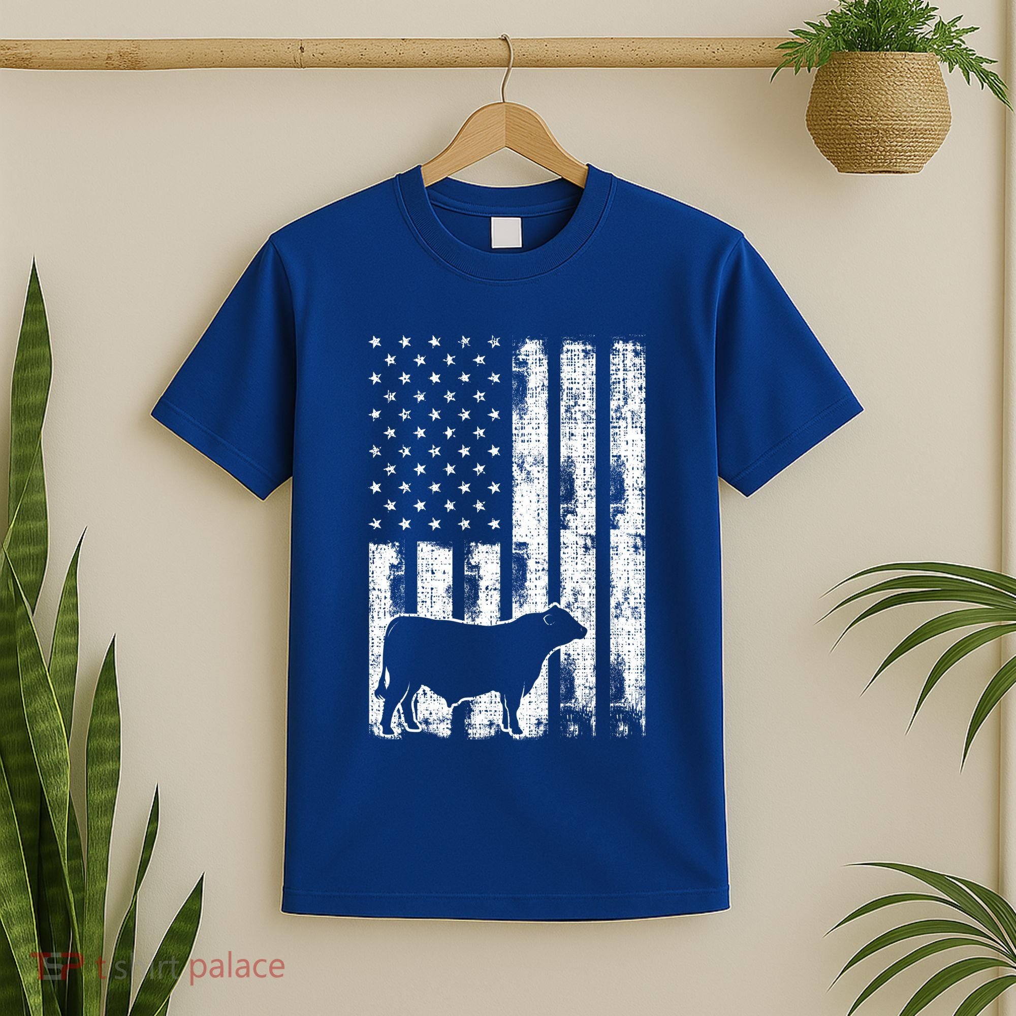Vintage American Flag Cute Gift Usa Cow Black Angus Rancher Meaningful Gift T-Shirt