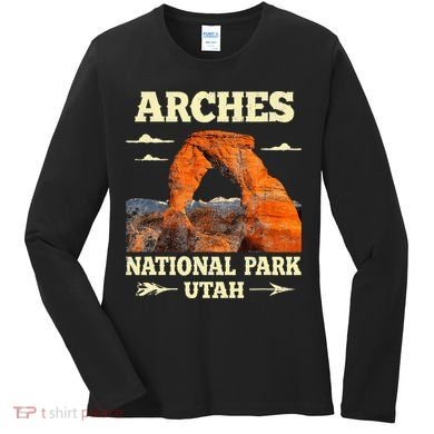 Vintage Arches National Park Retro Women's Long Sleeve Shirt