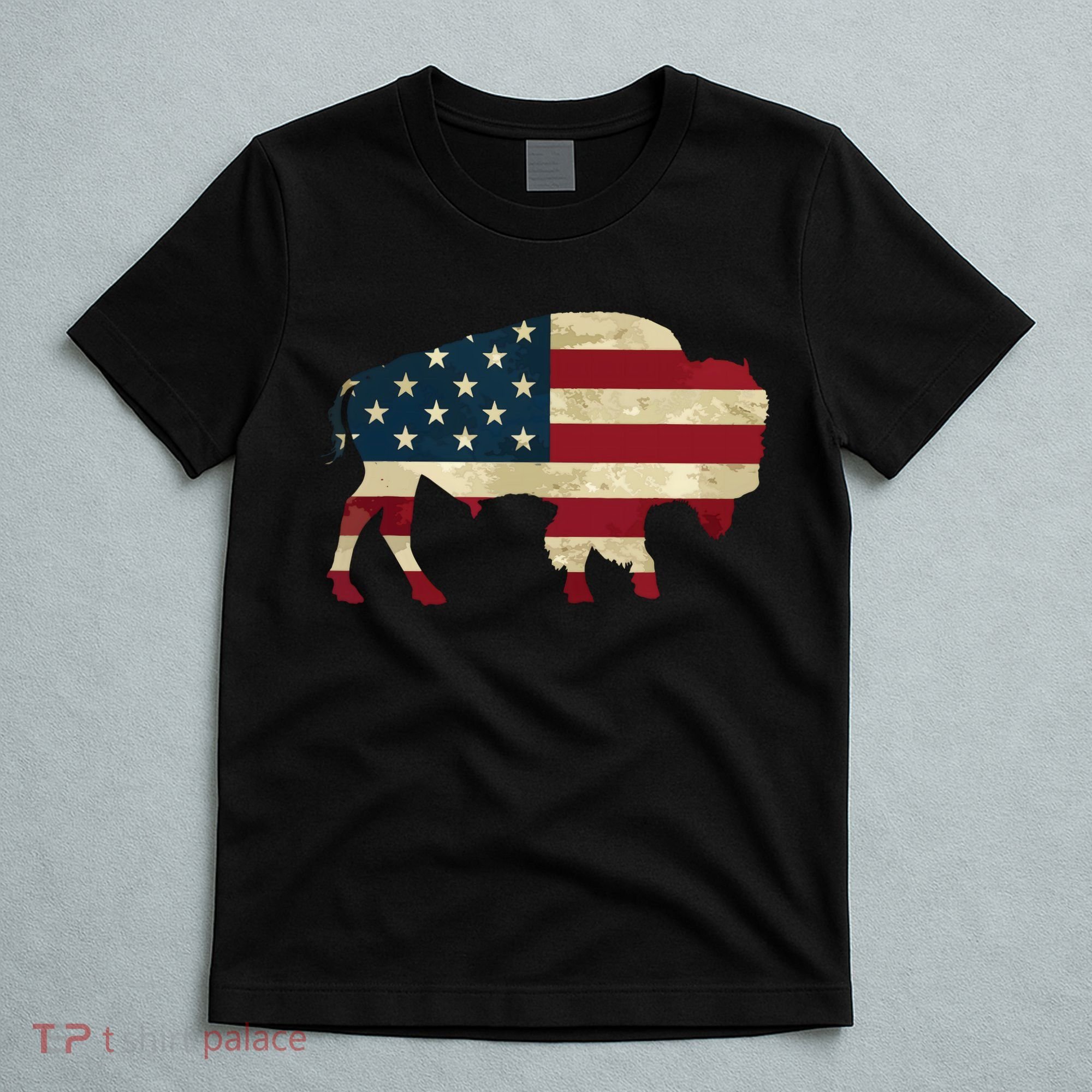 Vintage Buffalo American Flag Bison Patriotic Gift T-Shirt