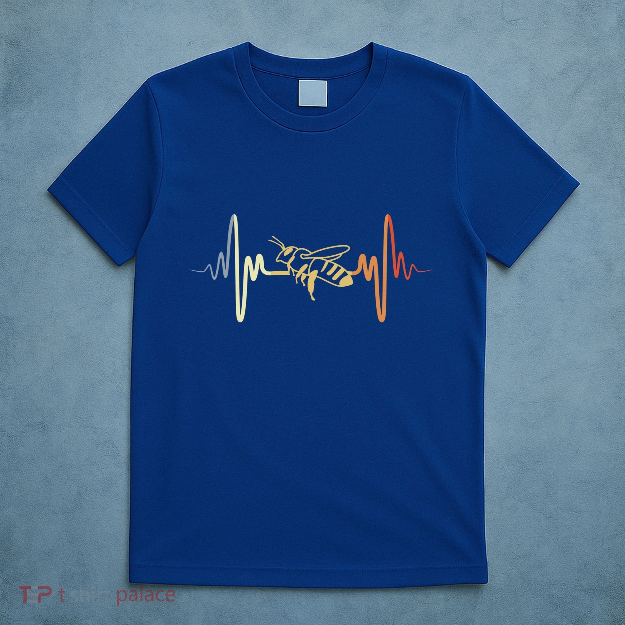 Vintage Bee Beekeeping Lover Gift T-Shirt