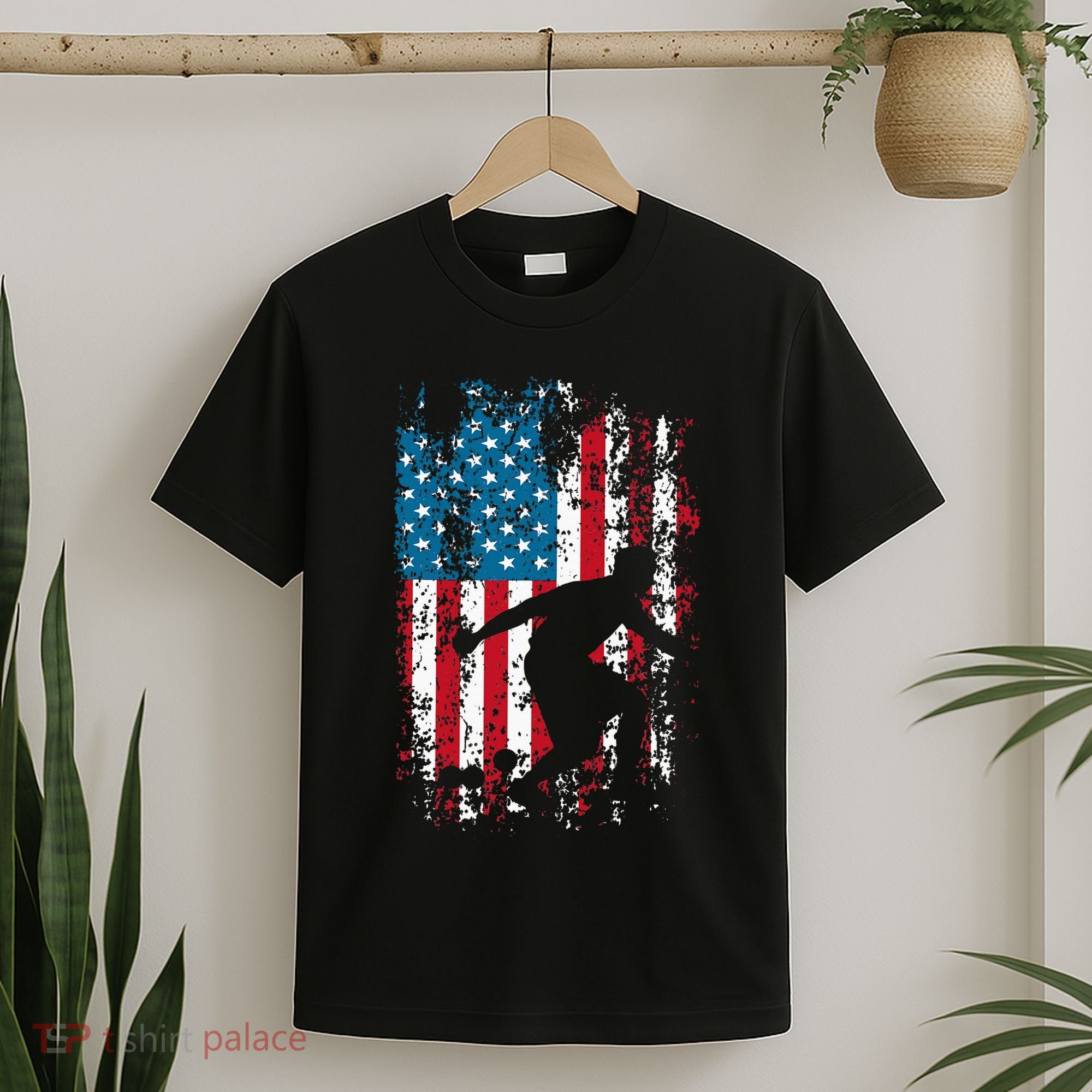 Vintage Bocce Player Lawn Bowling Game Ball Fan Boule T-Shirt