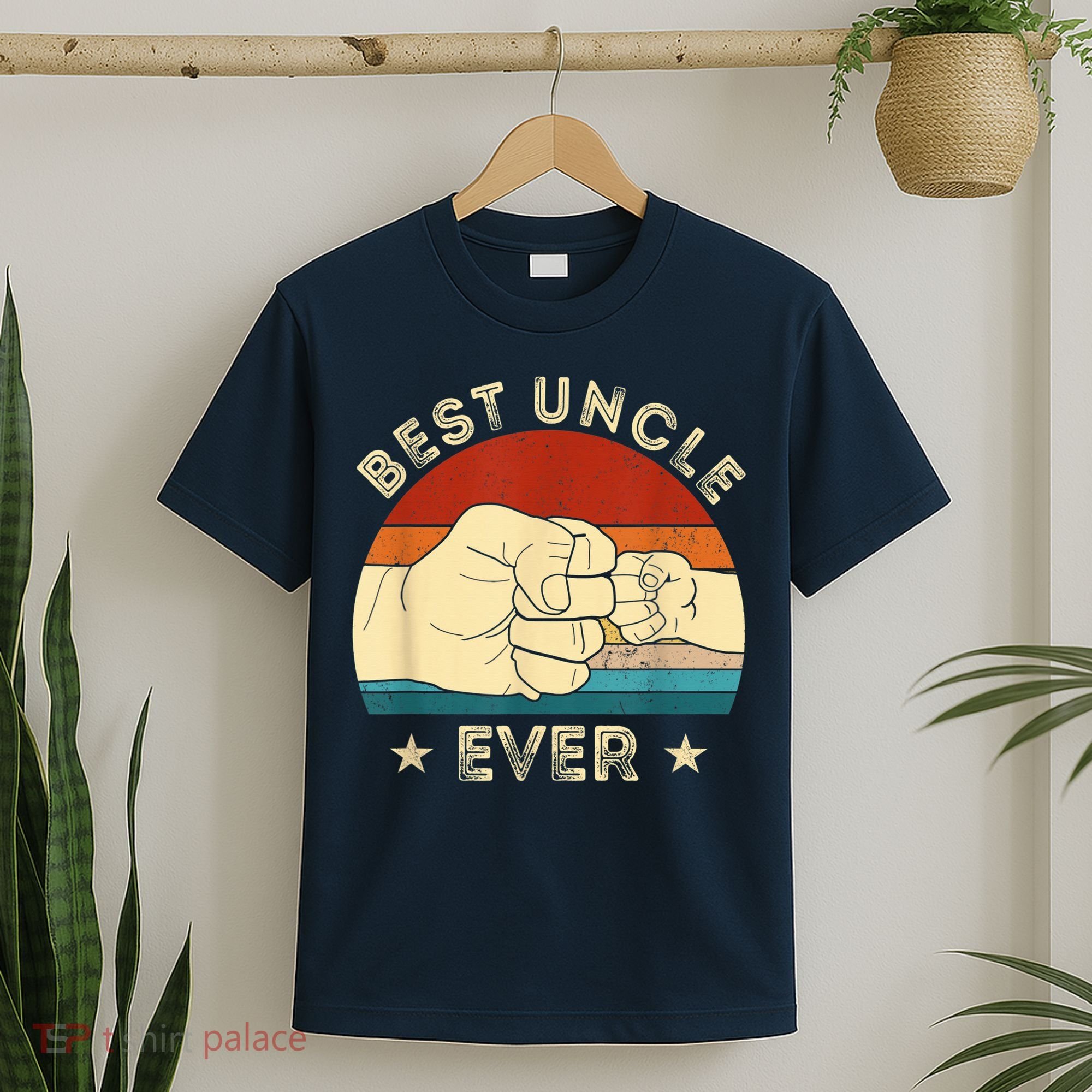 Vintage Best Uncle Ever Fist Bump Funny Uncle Fathers Day T-Shirt