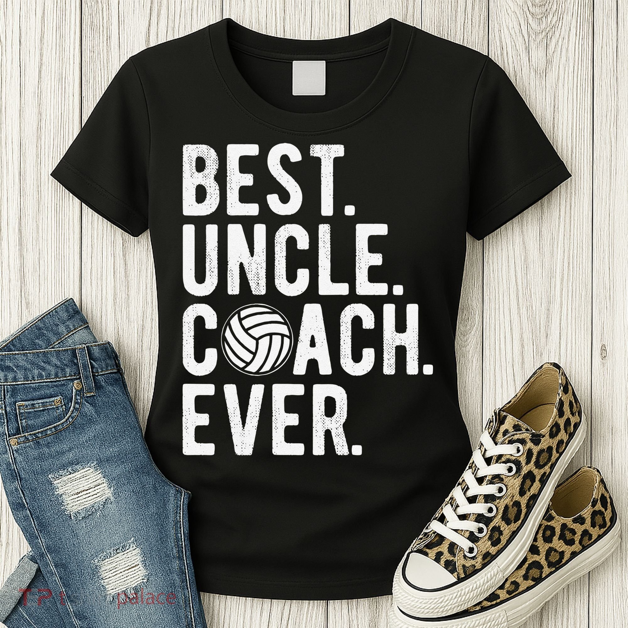 Volleyball Best Uncle Coach Ever Dad Daddy Father's Day Women's T-Shirt