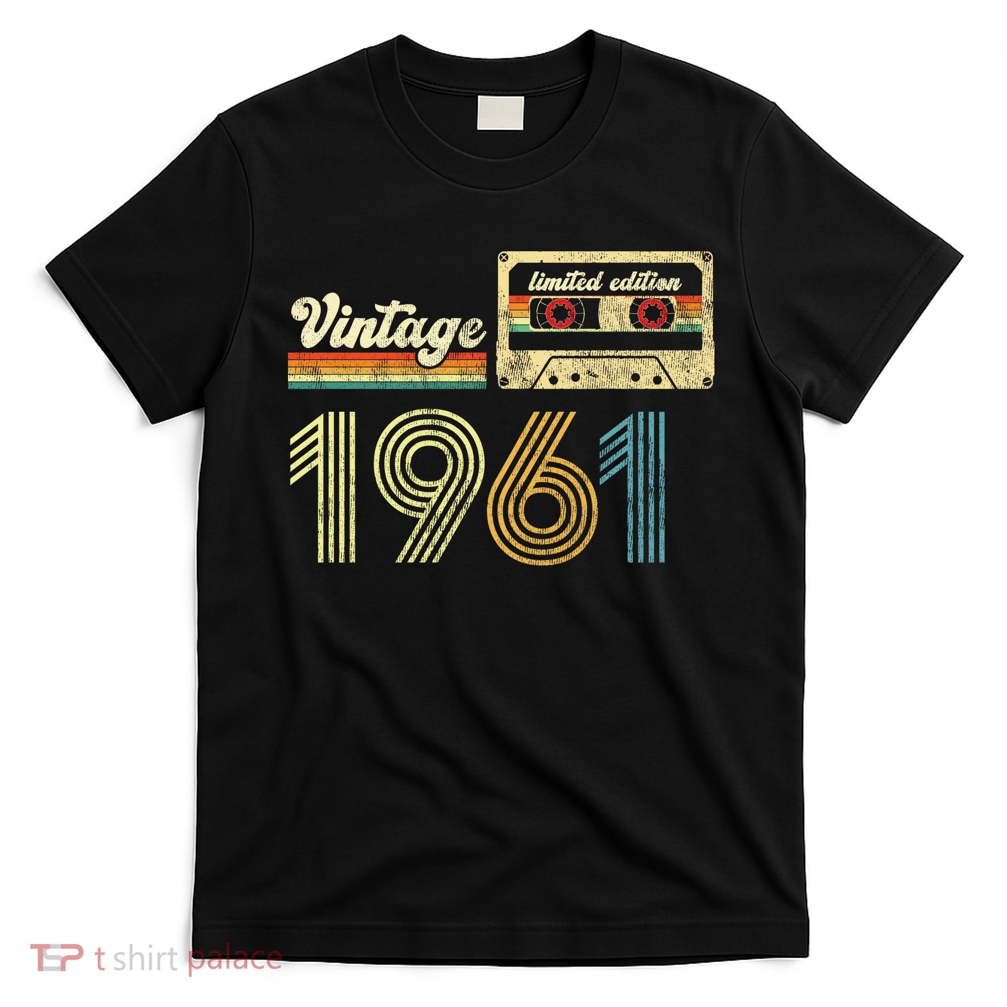vintage cassette 1961 Retro Birthday 62nd Dad Birthday Gift Grandpa Birthday T-Shirt