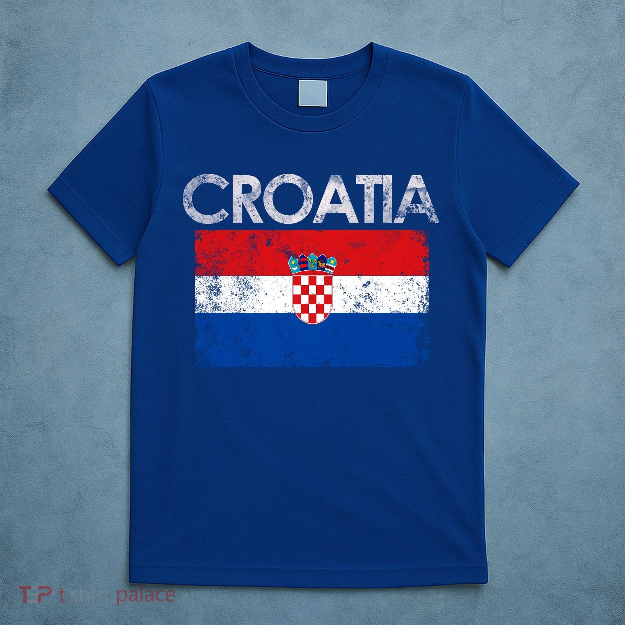 Vintage Croatia Croatian Flag Pride Great Gift T-Shirt