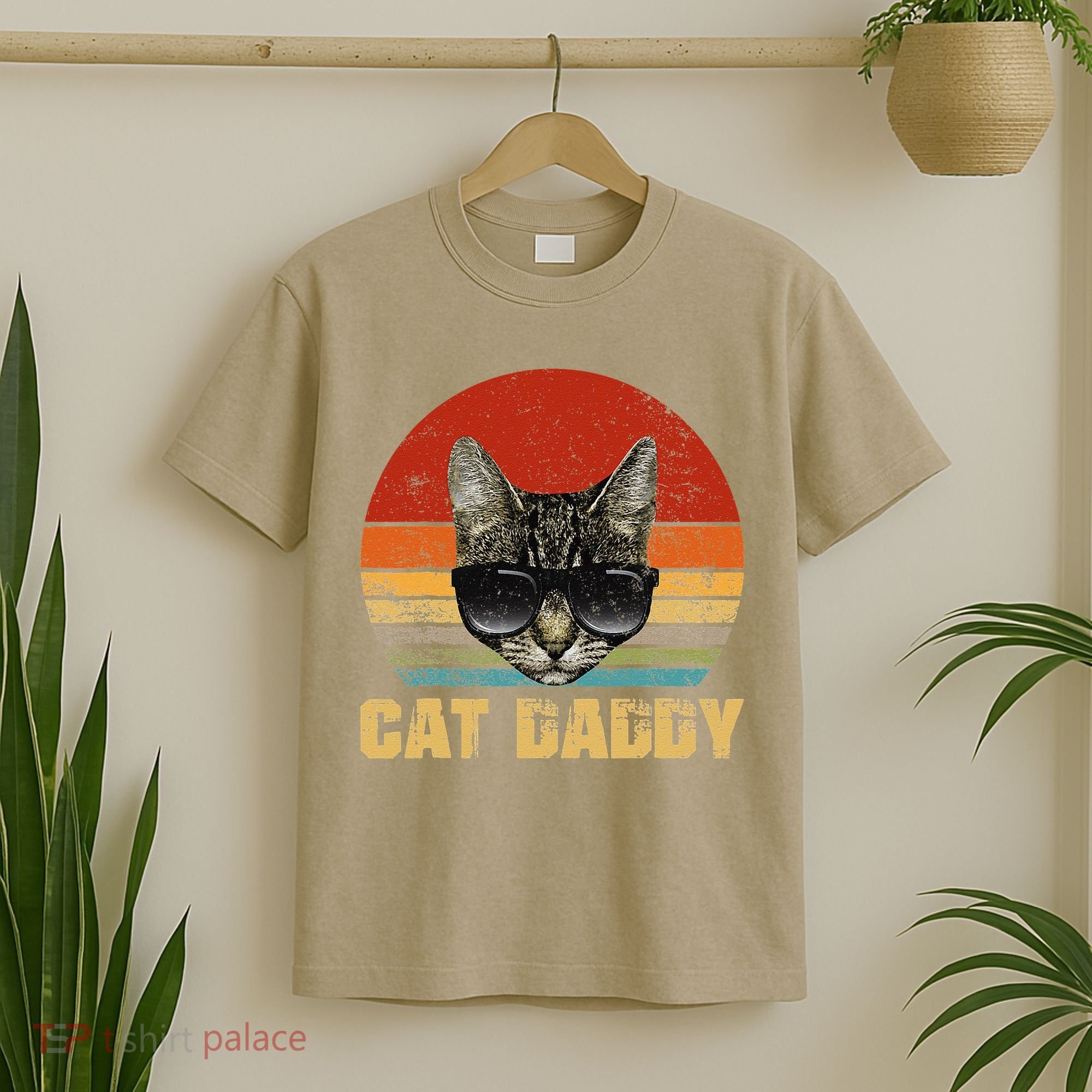 Vintage Cat Daddy Funny Cat Lover Gift Cat Dad Fathers T-Shirt